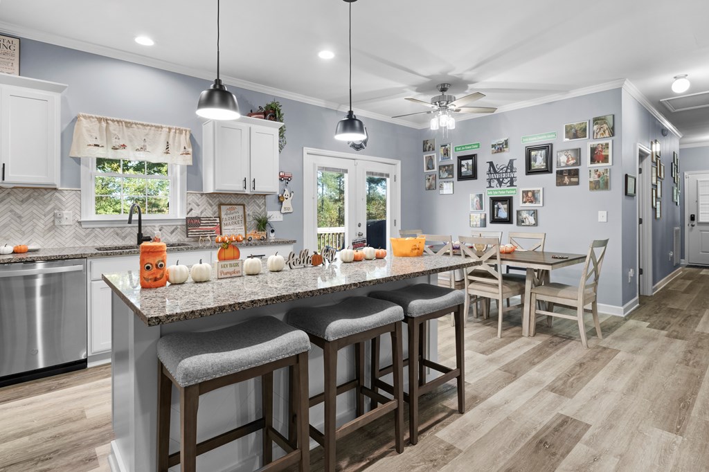 Rice, Virginia, 23966, United States, 3 Bedrooms Bedrooms, ,2 BathroomsBathrooms,Residential,For Sale,1982406