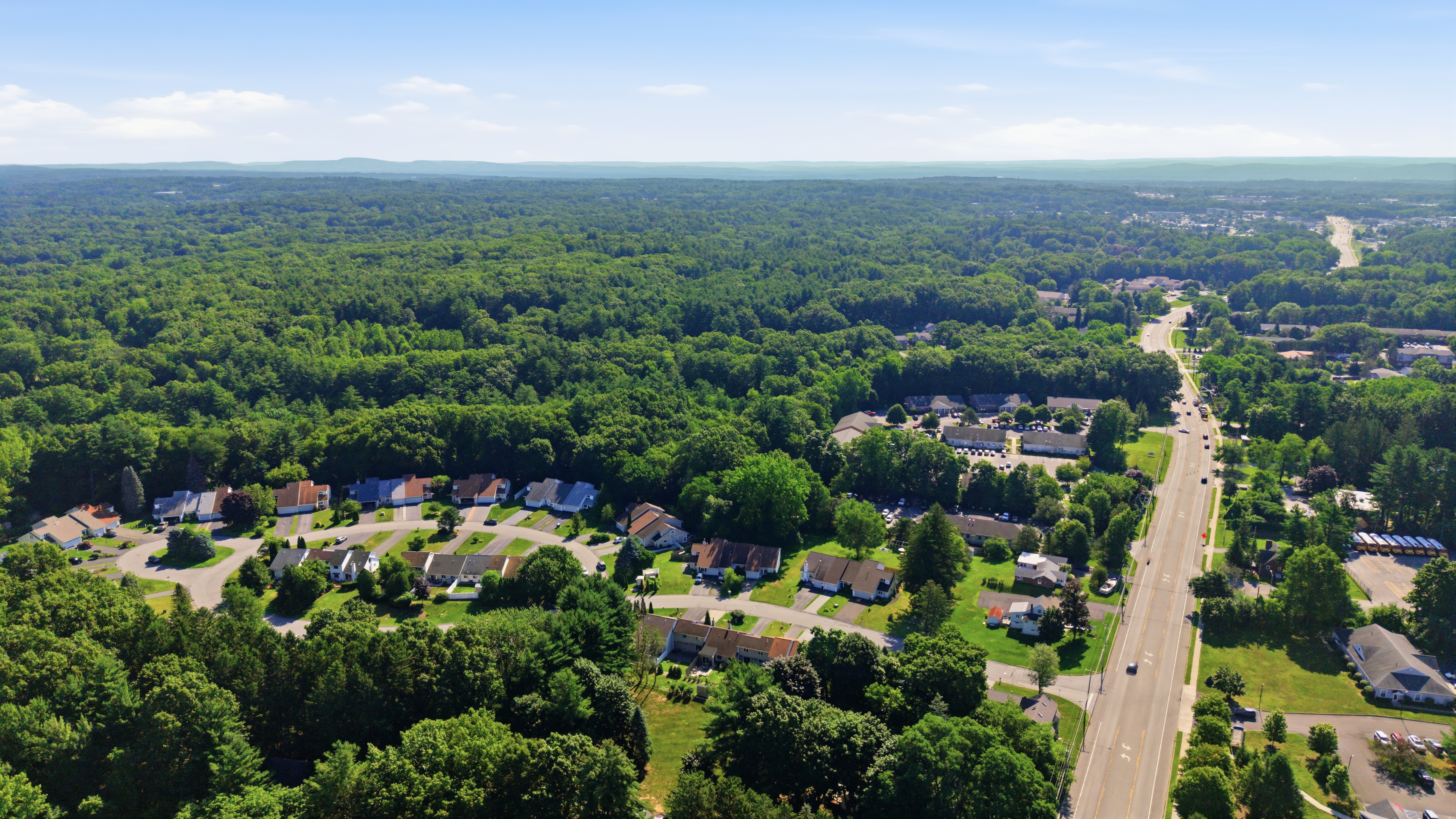  8 Green Meadow Drive, Clifton Park, NY 12065 - 物件實景