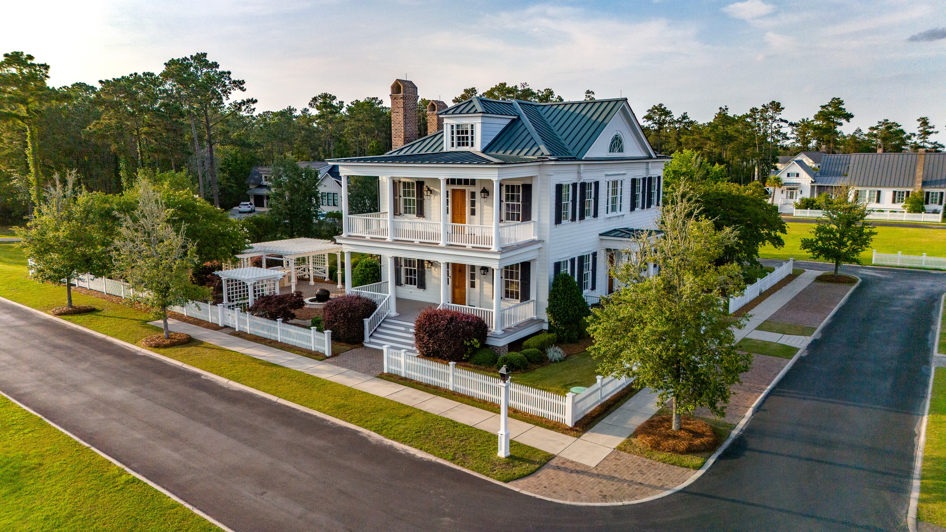 Oriental, North Carolina, 28571, United States, 3 Bedrooms Bedrooms, ,6 BathroomsBathrooms,Residential,For Sale,1825217