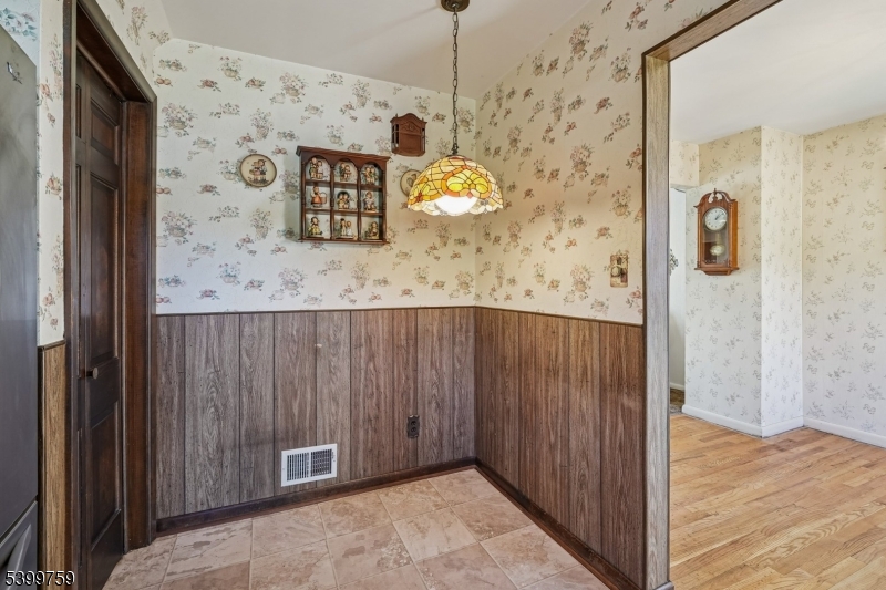 Clifton City, New Jersey, 07012, United States, 3 Bedrooms Bedrooms, ,1 BathroomBathrooms,Residential,For Sale,2003505