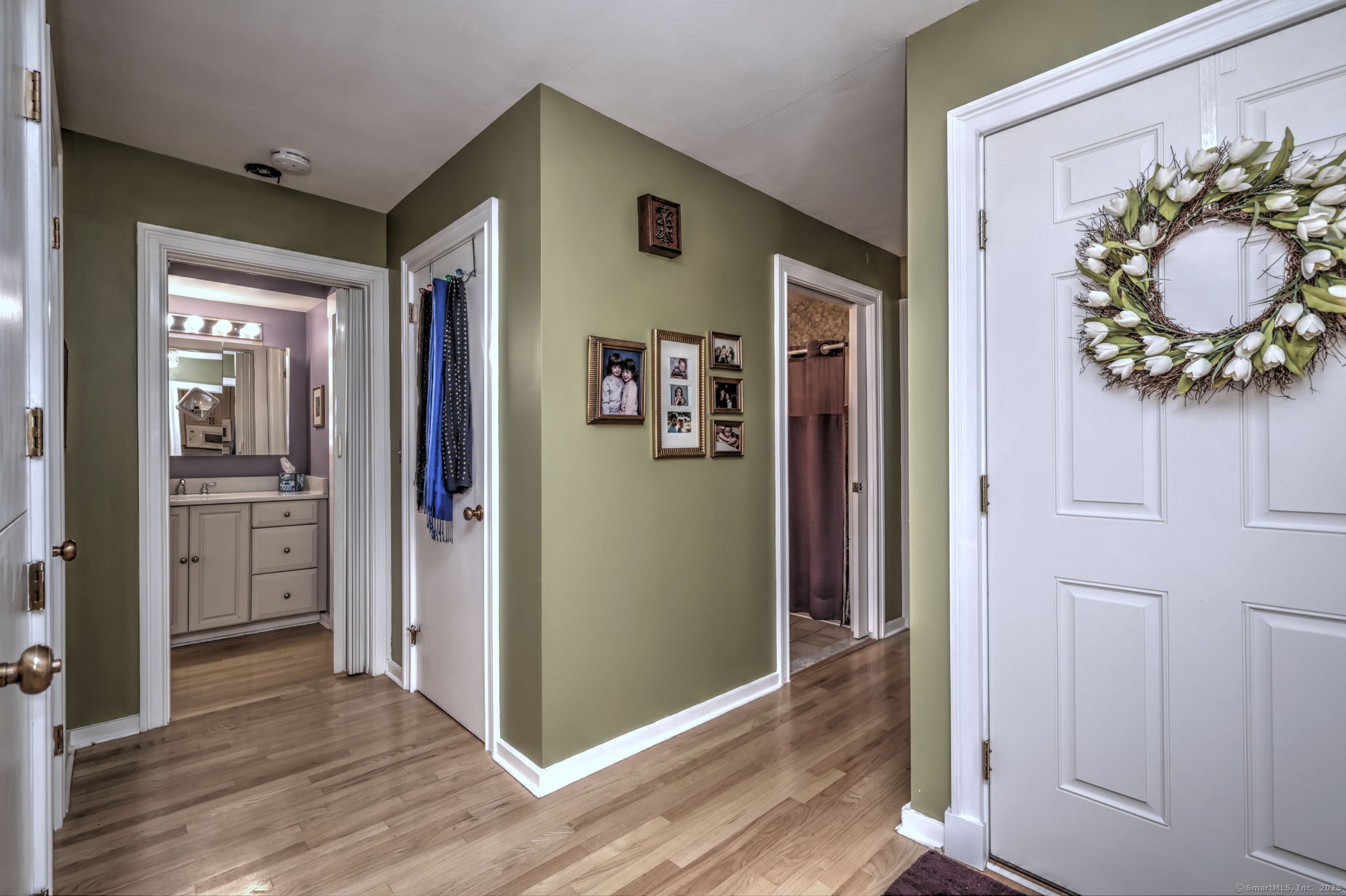 Stratford, Connecticut, 06614, United States, 1 Bedroom Bedrooms, ,3 BathroomsBathrooms,Residential,For Sale,1954891