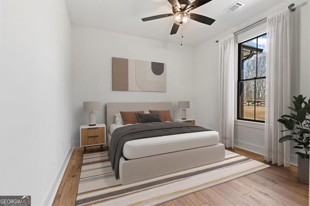 Gainesville, Georgia, 30506, United States, 5 Bedrooms Bedrooms, ,4 BathroomsBathrooms,Residential,For Sale,1909914