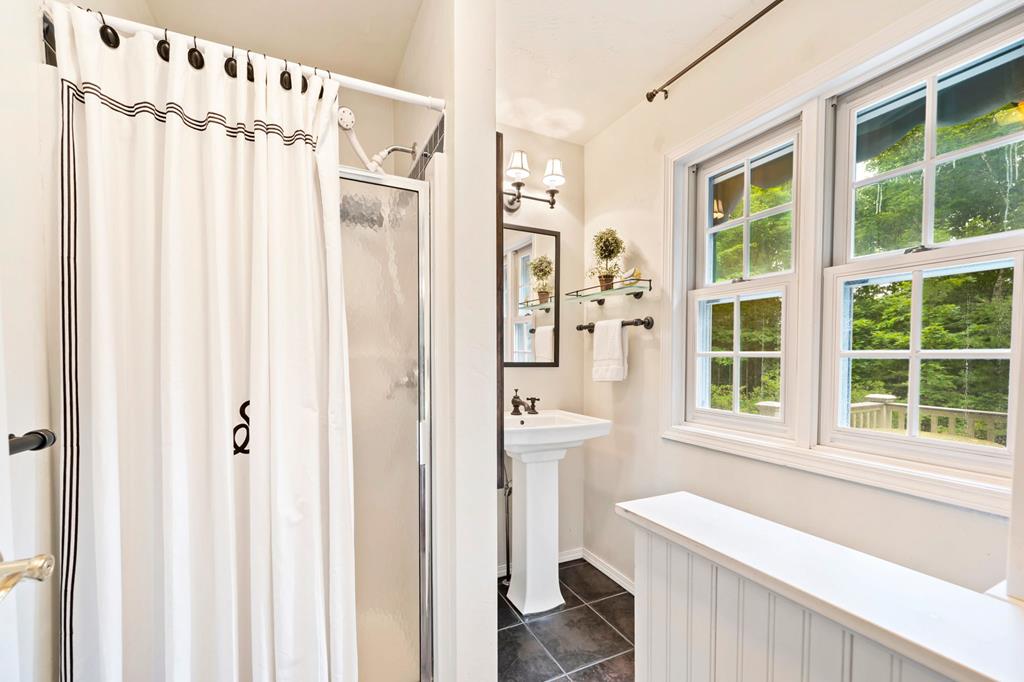 Sturgeon Bay, Wisconsin, 54235, United States, 3 Bedrooms Bedrooms, ,3 BathroomsBathrooms,Residential,For Sale,1927298