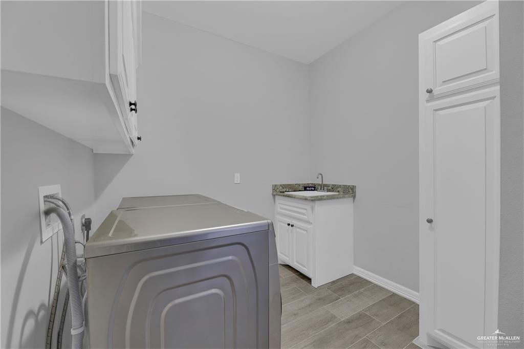 Santa Elena, Texas, 78591, United States, 4 Bedrooms Bedrooms, ,4 BathroomsBathrooms,Residential,For Sale,1932729