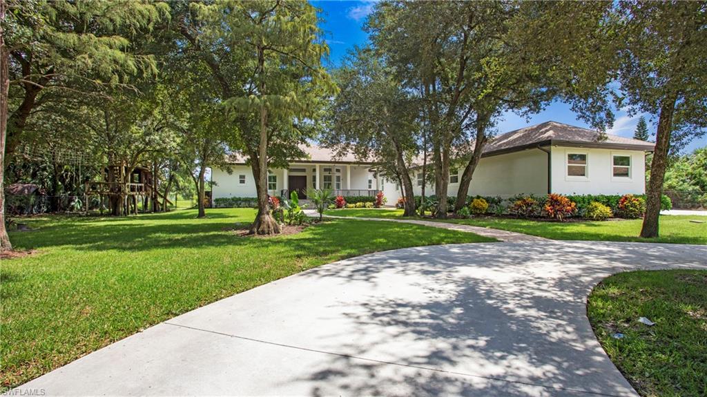 780 25th St SW, Naples, Florida, 34117, United States, 6 Bedrooms Bedrooms, ,5 BathroomsBathrooms,Residential,For Sale,780 25th St SW,1606659