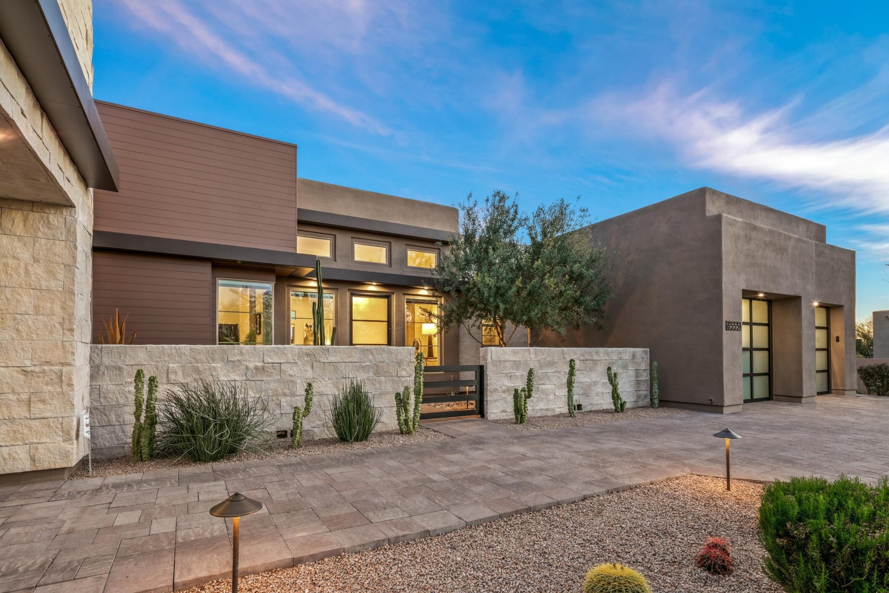 8555 E Eagle Claw Drive  Scottsdale, AZ - 物件實景