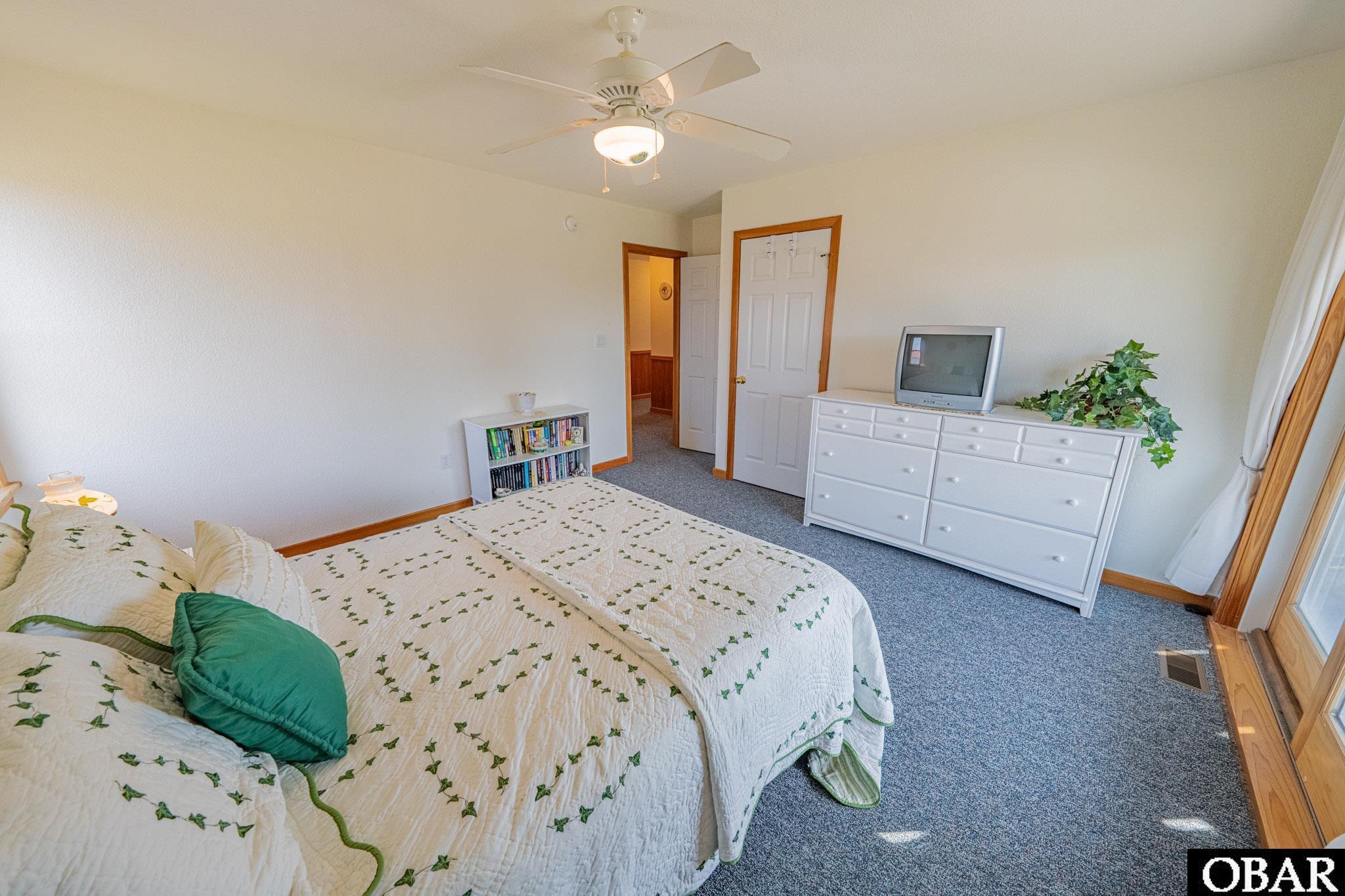 Kill Devil Hills, North Carolina, 27948, United States, 4 Bedrooms Bedrooms, ,3 BathroomsBathrooms,Residential,For Sale,1920004