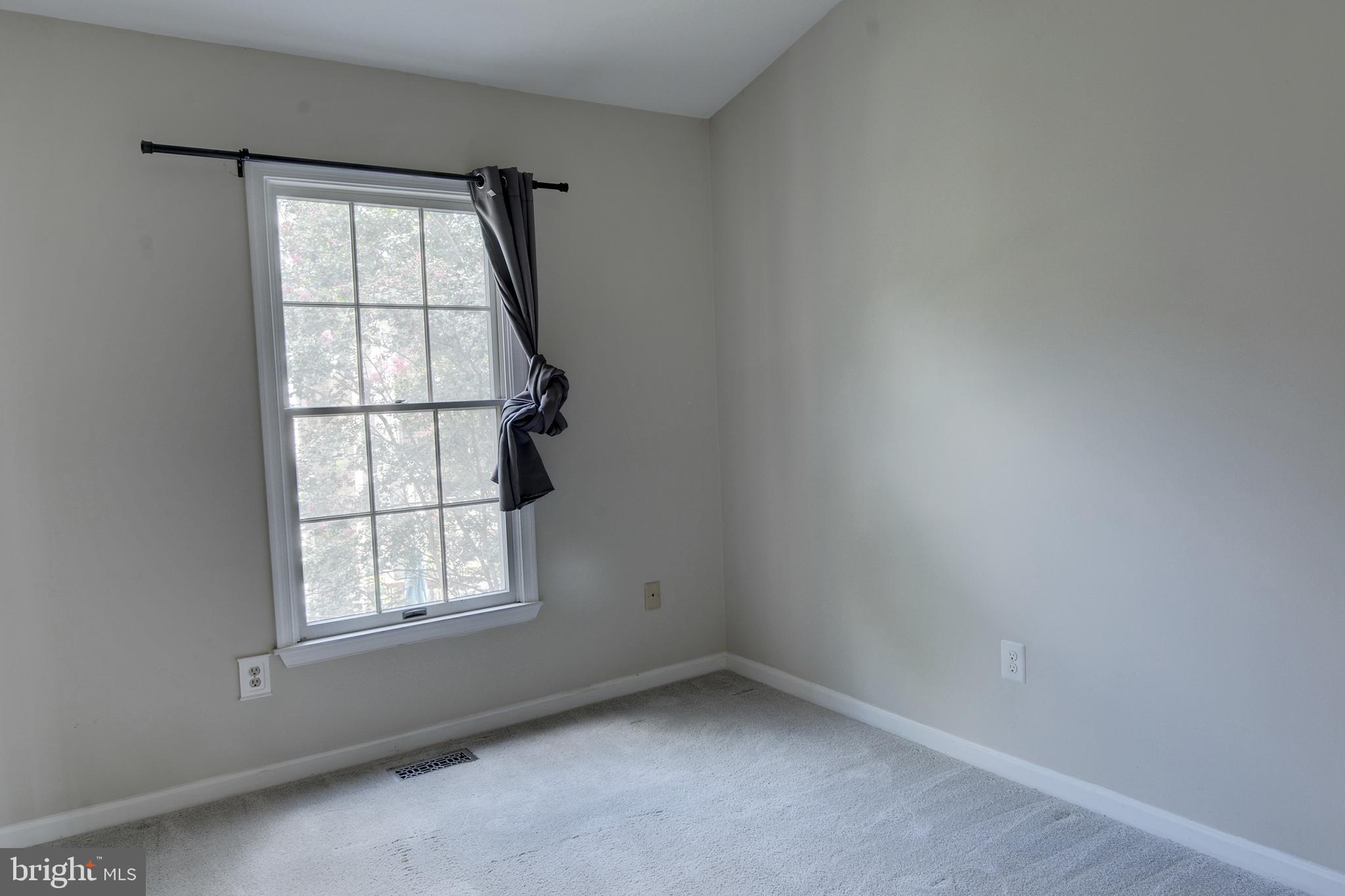 Centreville, Virginia, 20120, United States, 4 Bedrooms Bedrooms, ,3 BathroomsBathrooms,Residential,For Sale,1920404