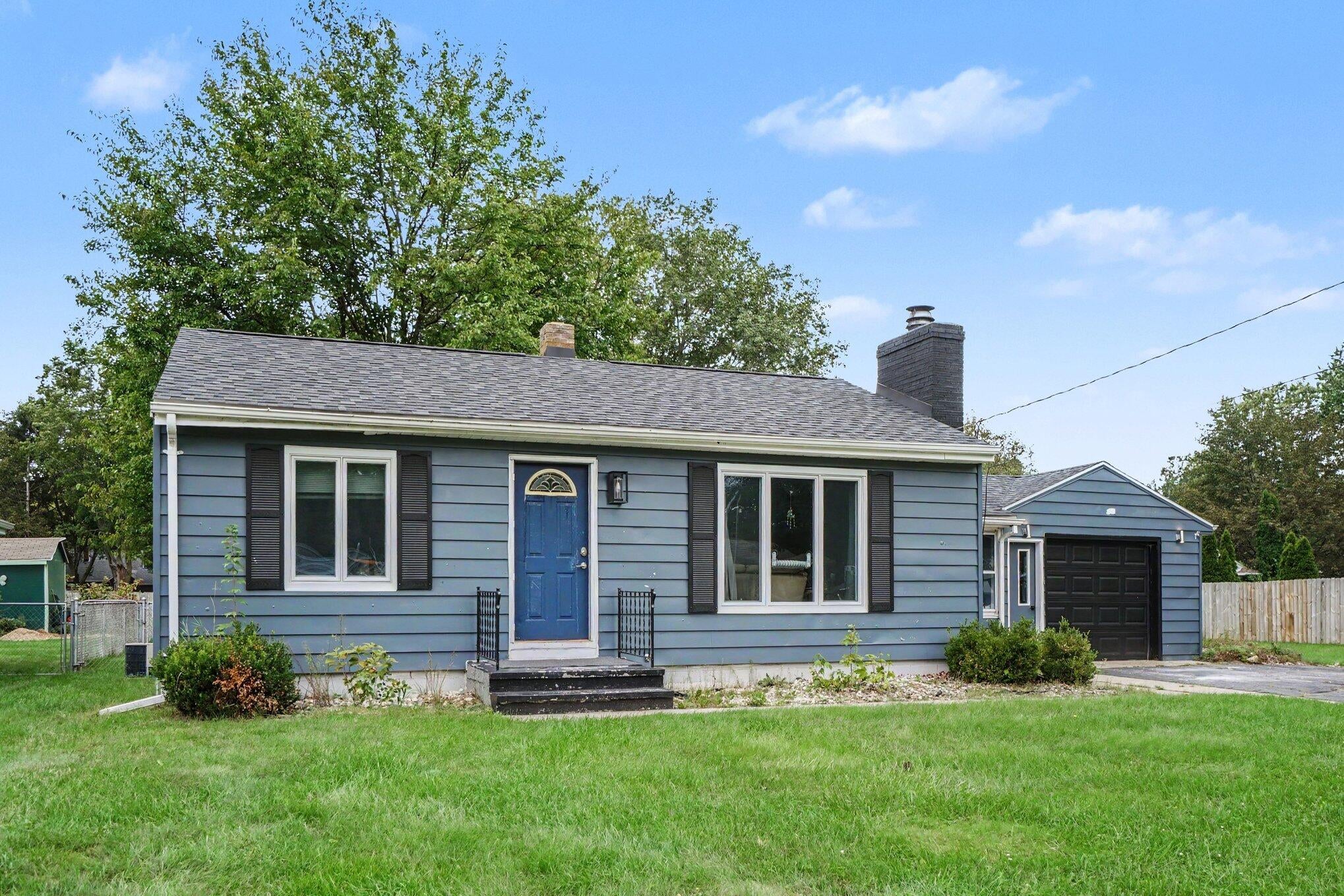 Lorac St, Portage, MI 49002