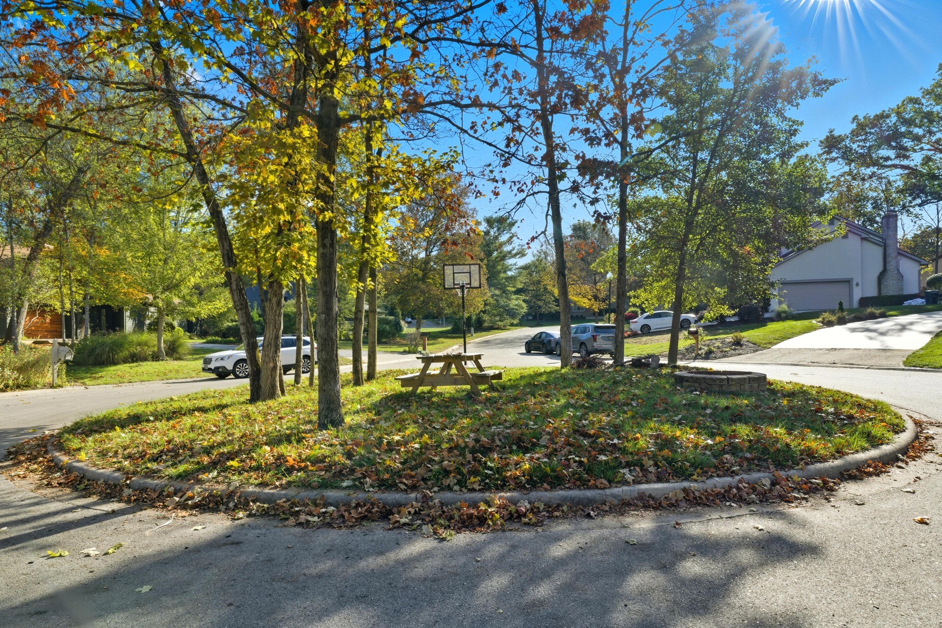 Columbus, Ohio, 43230, United States, 4 Bedrooms Bedrooms, ,4 BathroomsBathrooms,Residential,For Sale,1970472