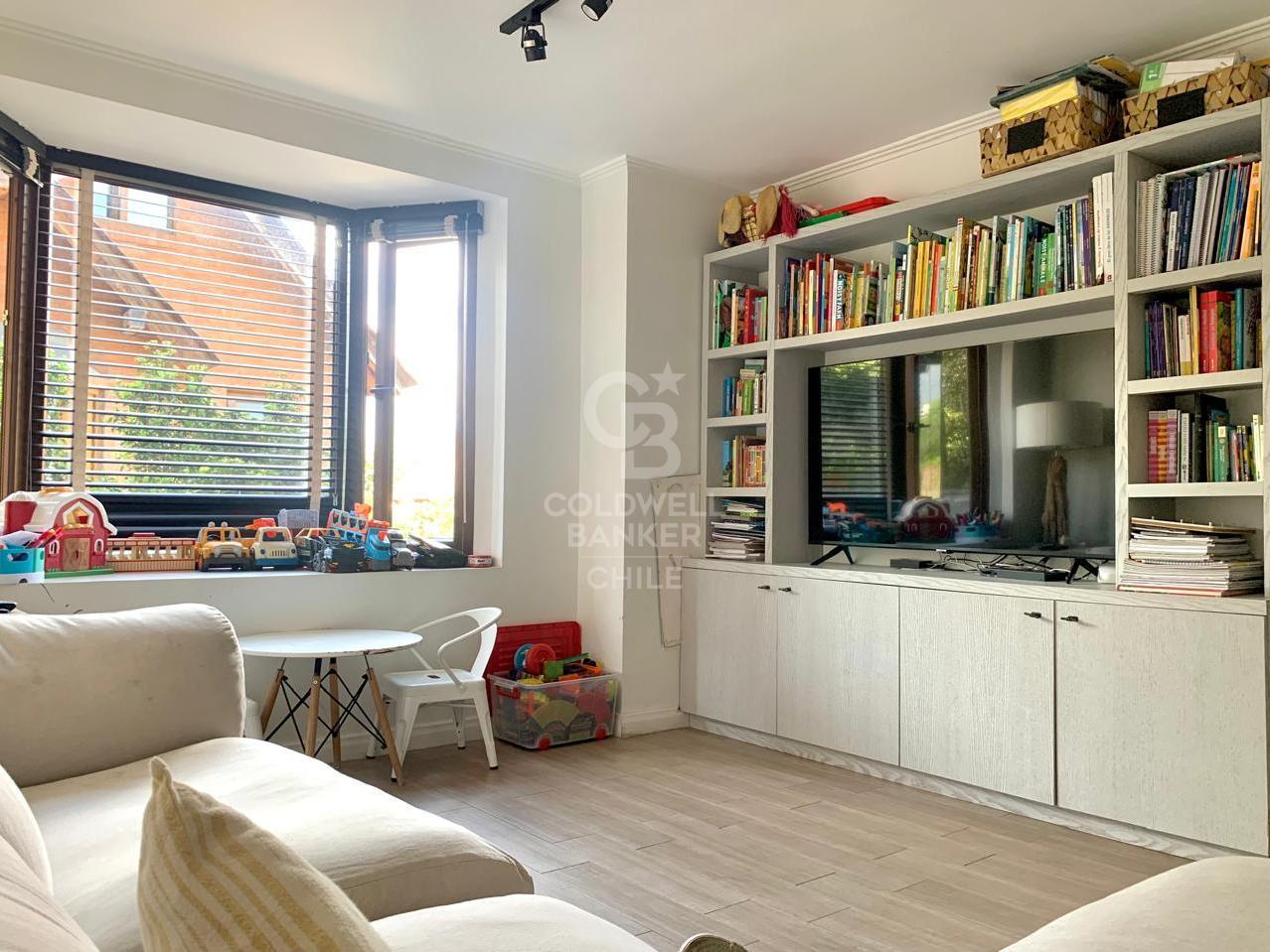 Lo Barnechea, Chile, 6 Bedrooms Bedrooms, ,5 BathroomsBathrooms,Residential,For Sale,1963848