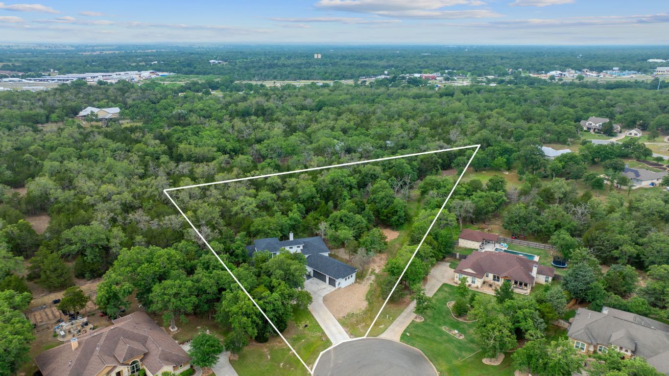 Bastrop, Texas, 78602, United States, 4 Bedrooms Bedrooms, ,4 BathroomsBathrooms,Residential,For Sale,1903346