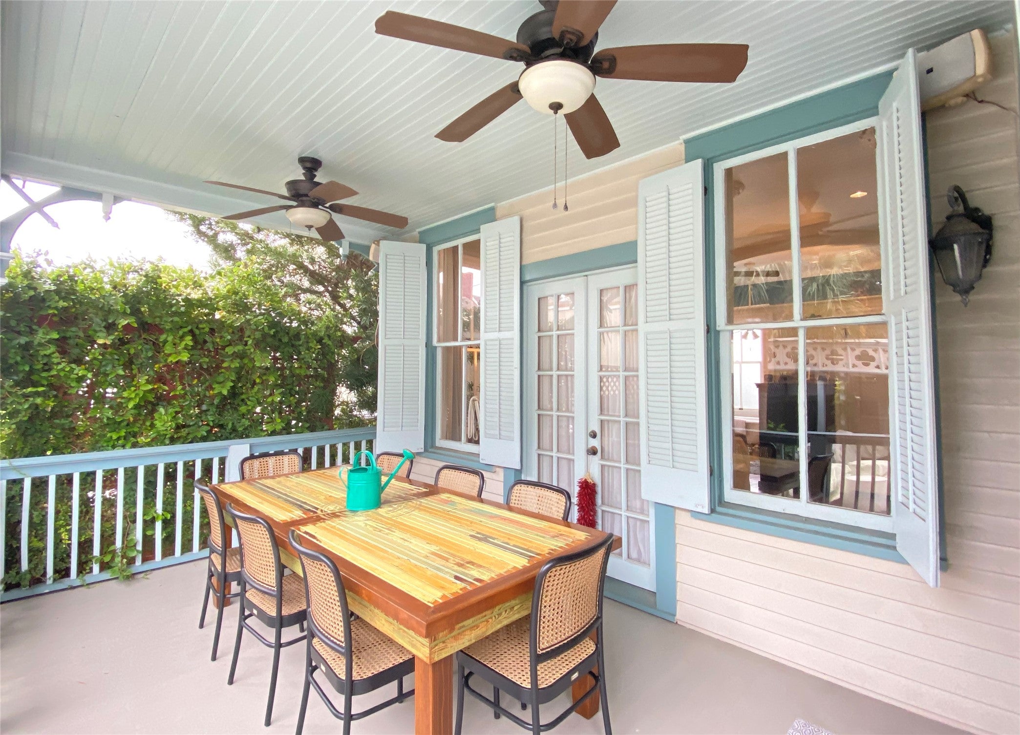 1409 Sealy Street, Galveston, Texas, 77550, United States, 6 Bedrooms Bedrooms, ,4 BathroomsBathrooms,Residential,For Sale,1409 Sealy Street,1683599