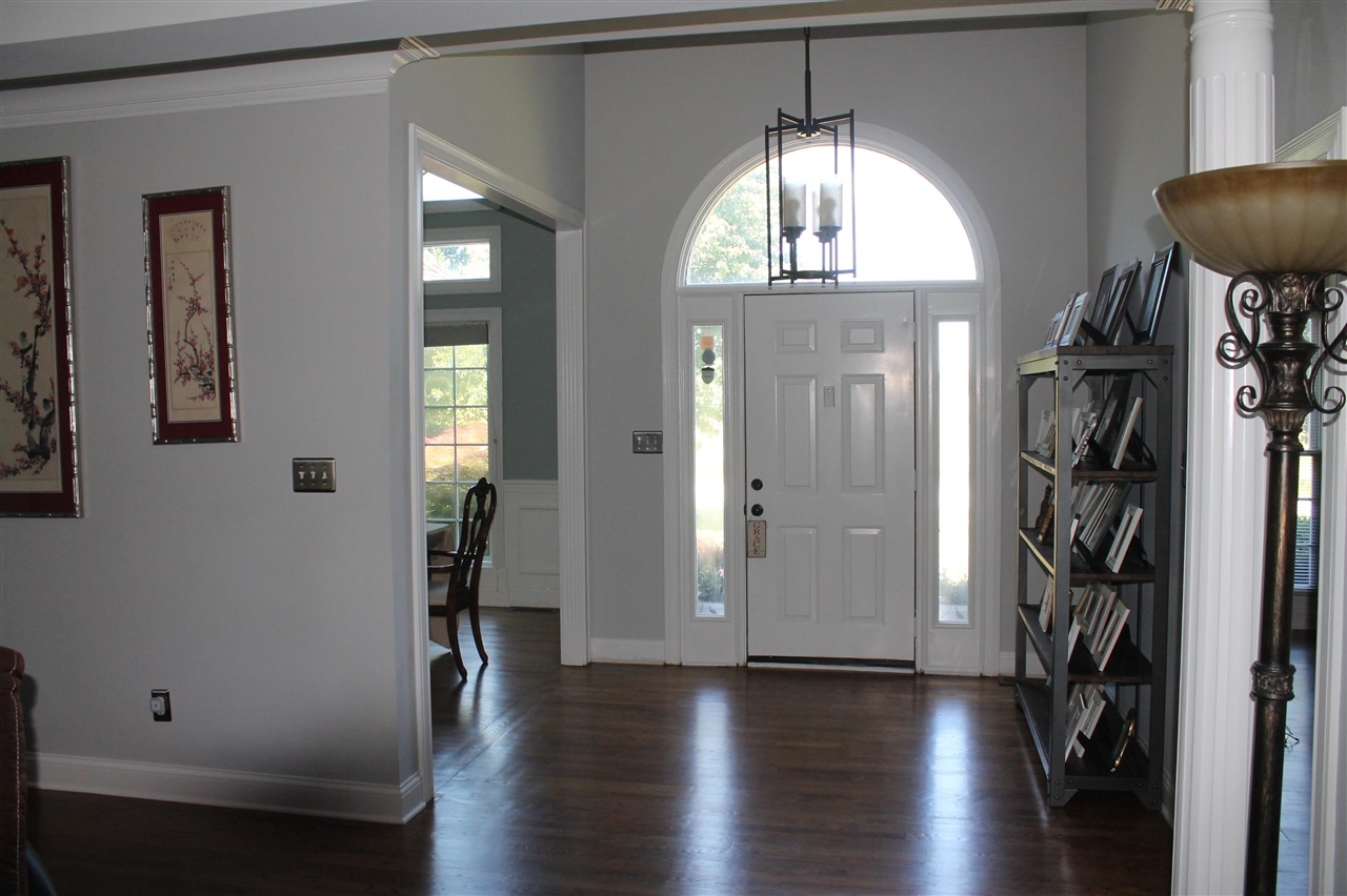 Bowling Green, Kentucky, 42104, United States, 5 Bedrooms Bedrooms, ,3 BathroomsBathrooms,Residential,For Sale,1827848