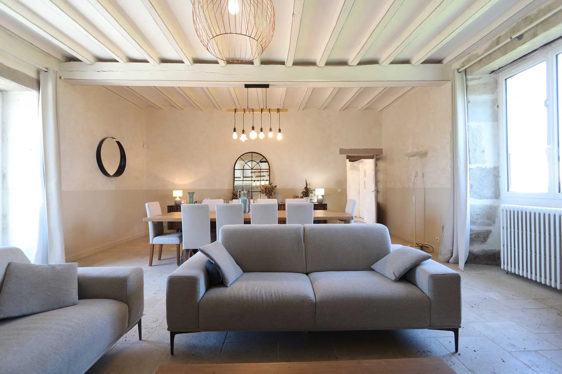 Bergerac, New Aquitaine, 24100, FR, 8 Bedrooms Bedrooms, ,5 BathroomsBathrooms,Residential,For Sale,1995803