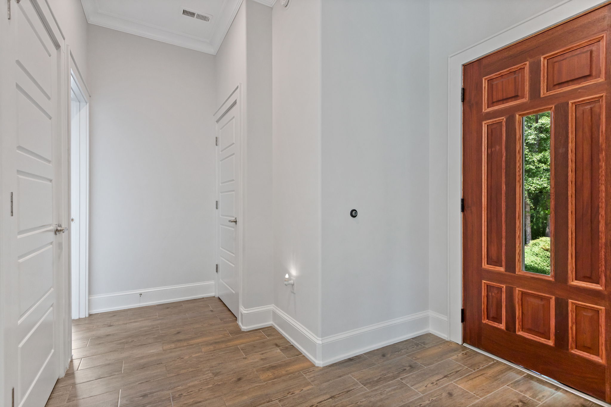  204 Crestwood Drive, Greenville, SC 29609 - 物件實景