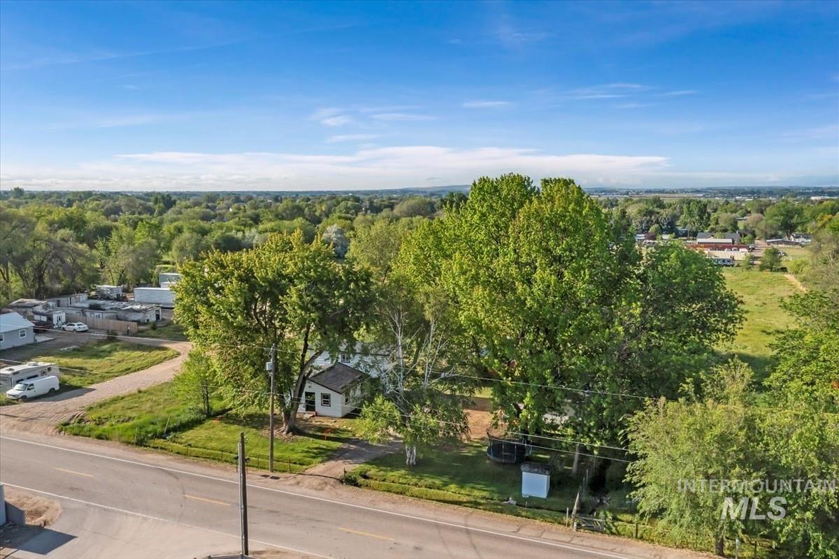 Nampa, Idaho, 83687, United States, 3 Bedrooms Bedrooms, ,2 BathroomsBathrooms,Residential,For Sale,1827445