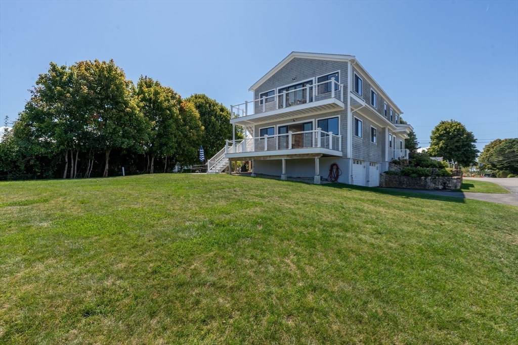 Sandwich, Massachusetts, 02563, United States, 4 Bedrooms Bedrooms, ,4 BathroomsBathrooms,Residential,For Sale,1981432