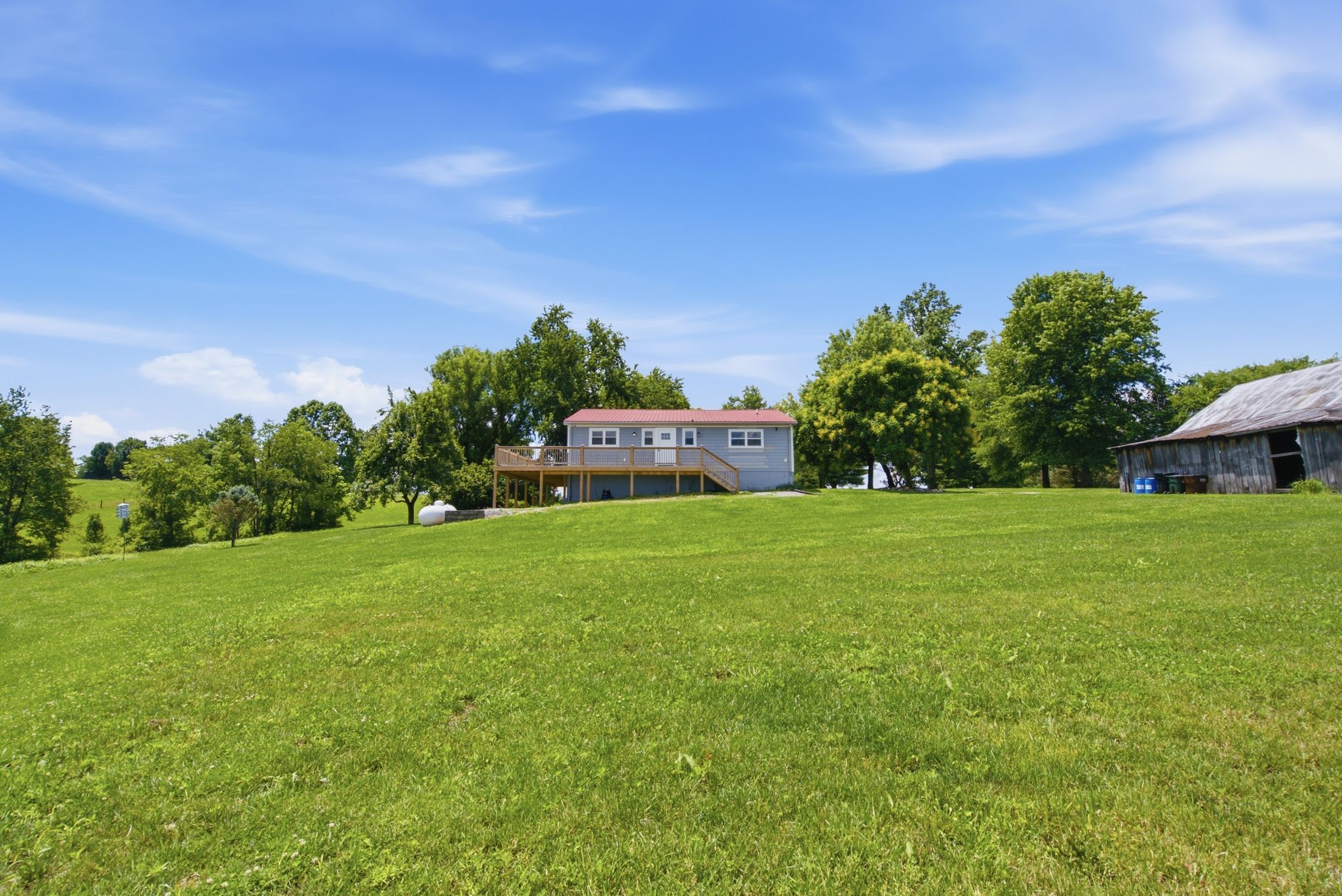  8586 Wades Mill Road - 物件實景