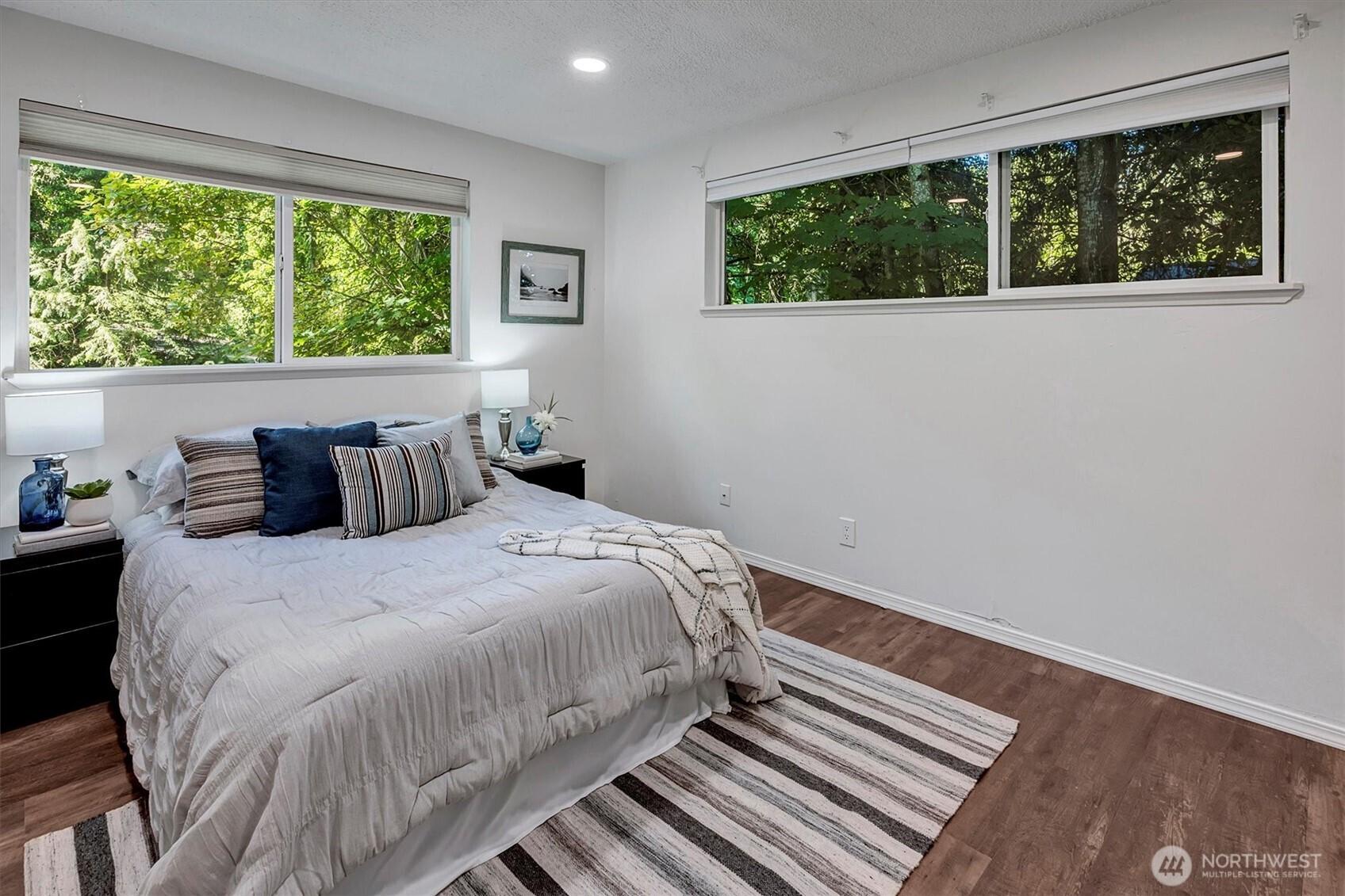 MOUNTLAKE TERRACE, Washington, 98043, United States, 4 Bedrooms Bedrooms, ,2 BathroomsBathrooms,Residential,For Sale,1890817