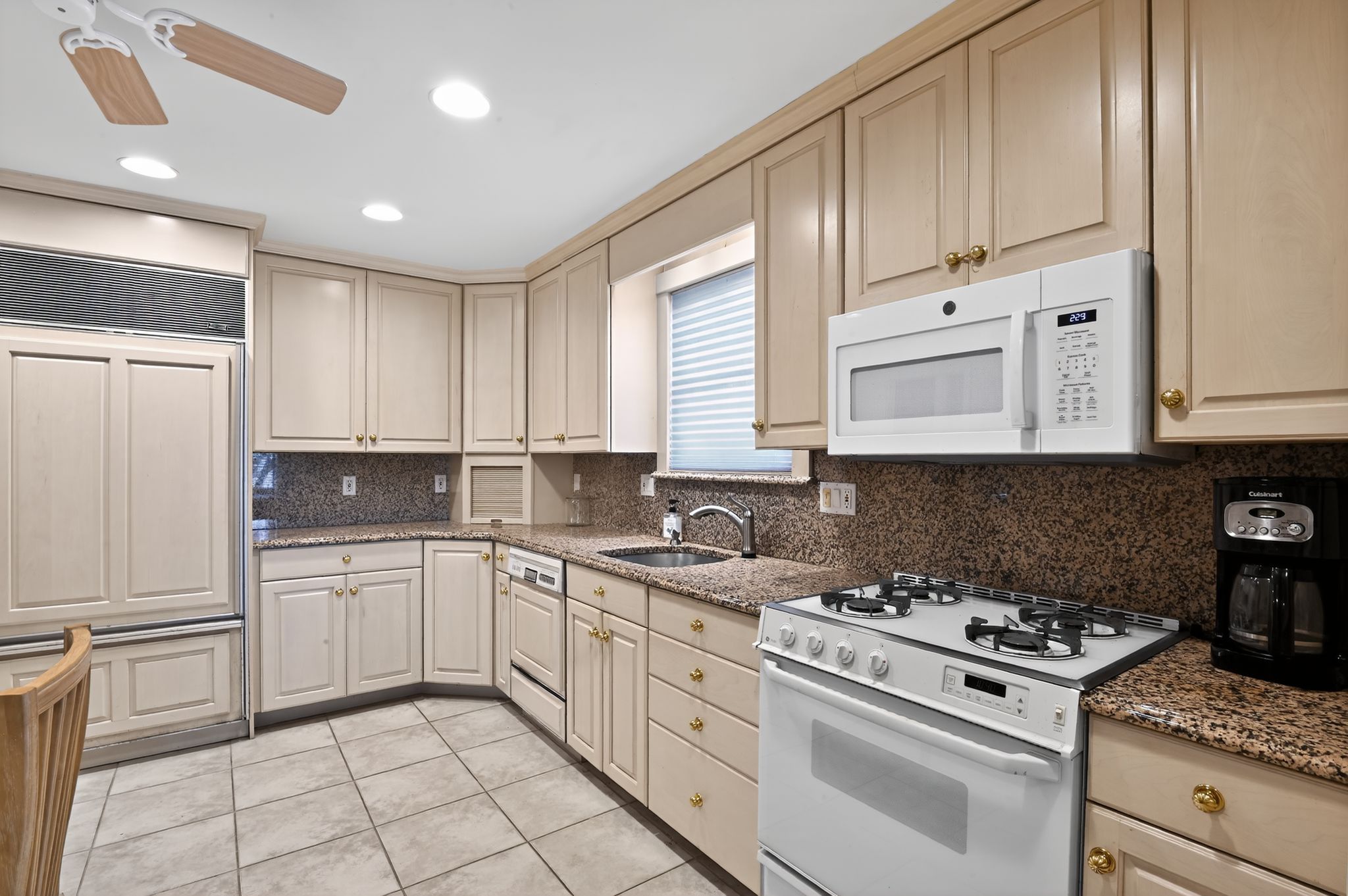  217 N Argyle, Margate, NJ, 08402 - 物件實景