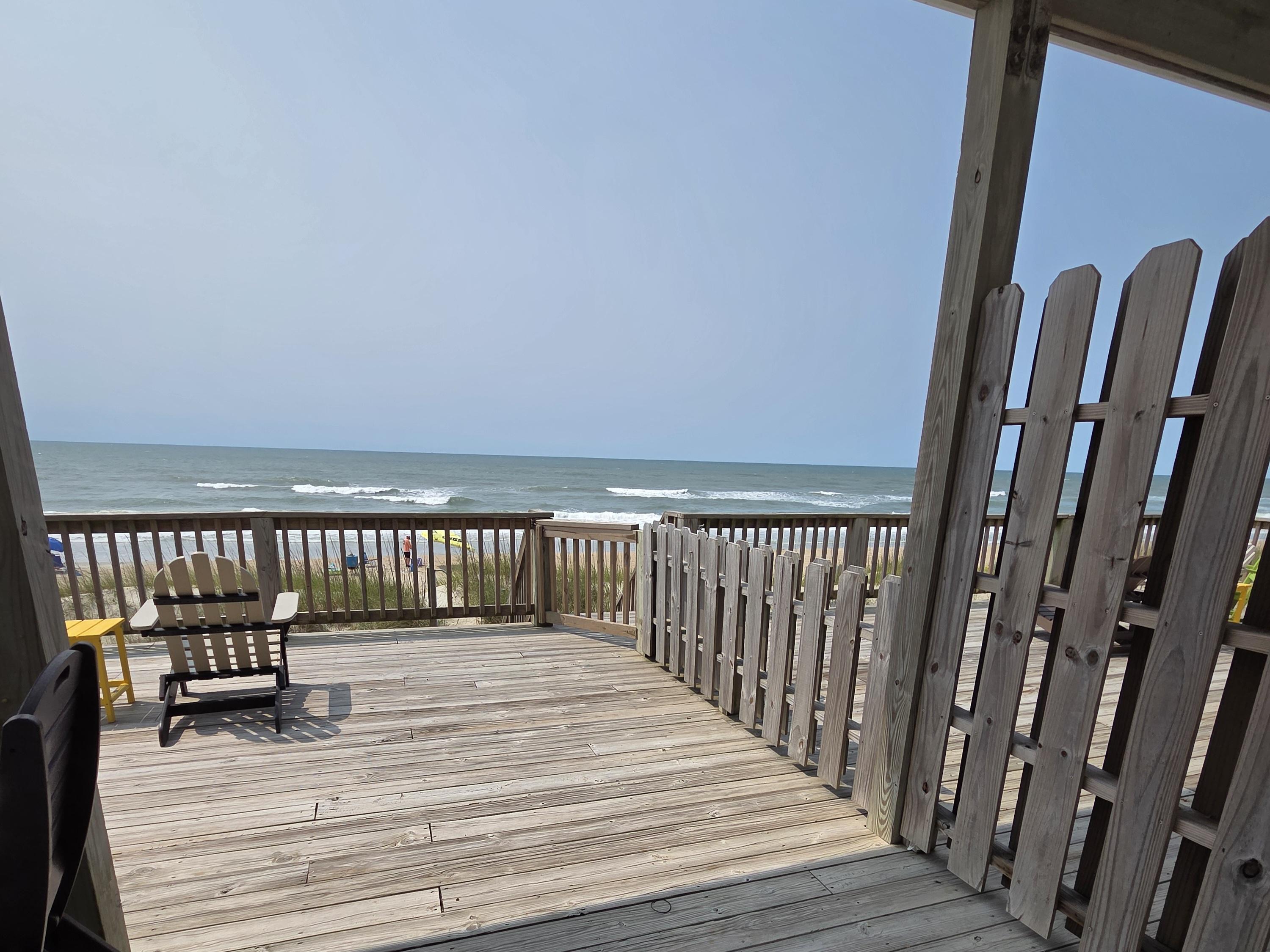 Emerald Isle, North Carolina, 28594, United States, 6 Bedrooms Bedrooms, ,4 BathroomsBathrooms,Residential,For Sale,1983472