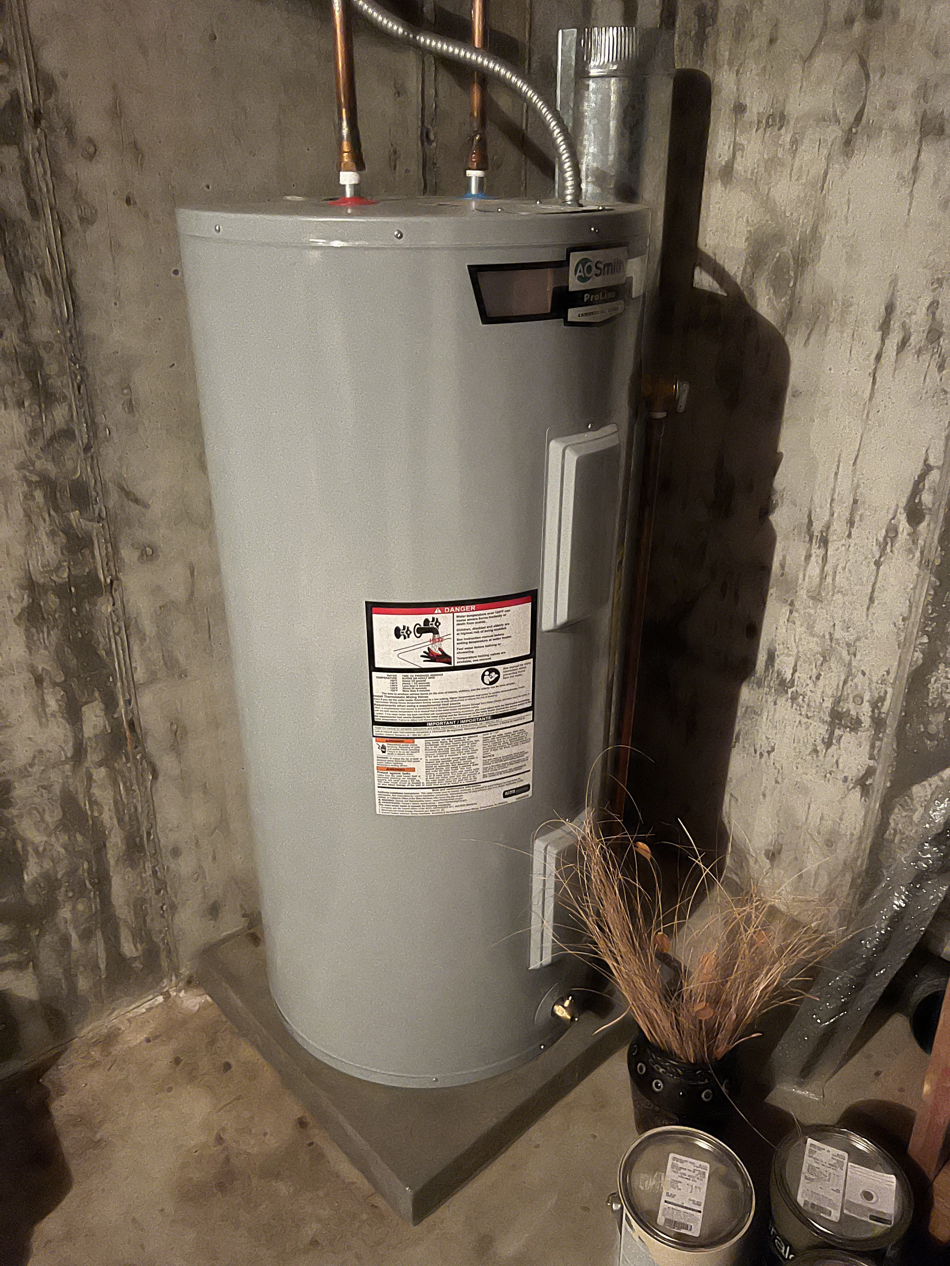 Frankfort, Kentucky, 40601, United States, 5 Bedrooms Bedrooms, ,4 BathroomsBathrooms,Residential,For Sale,1983551