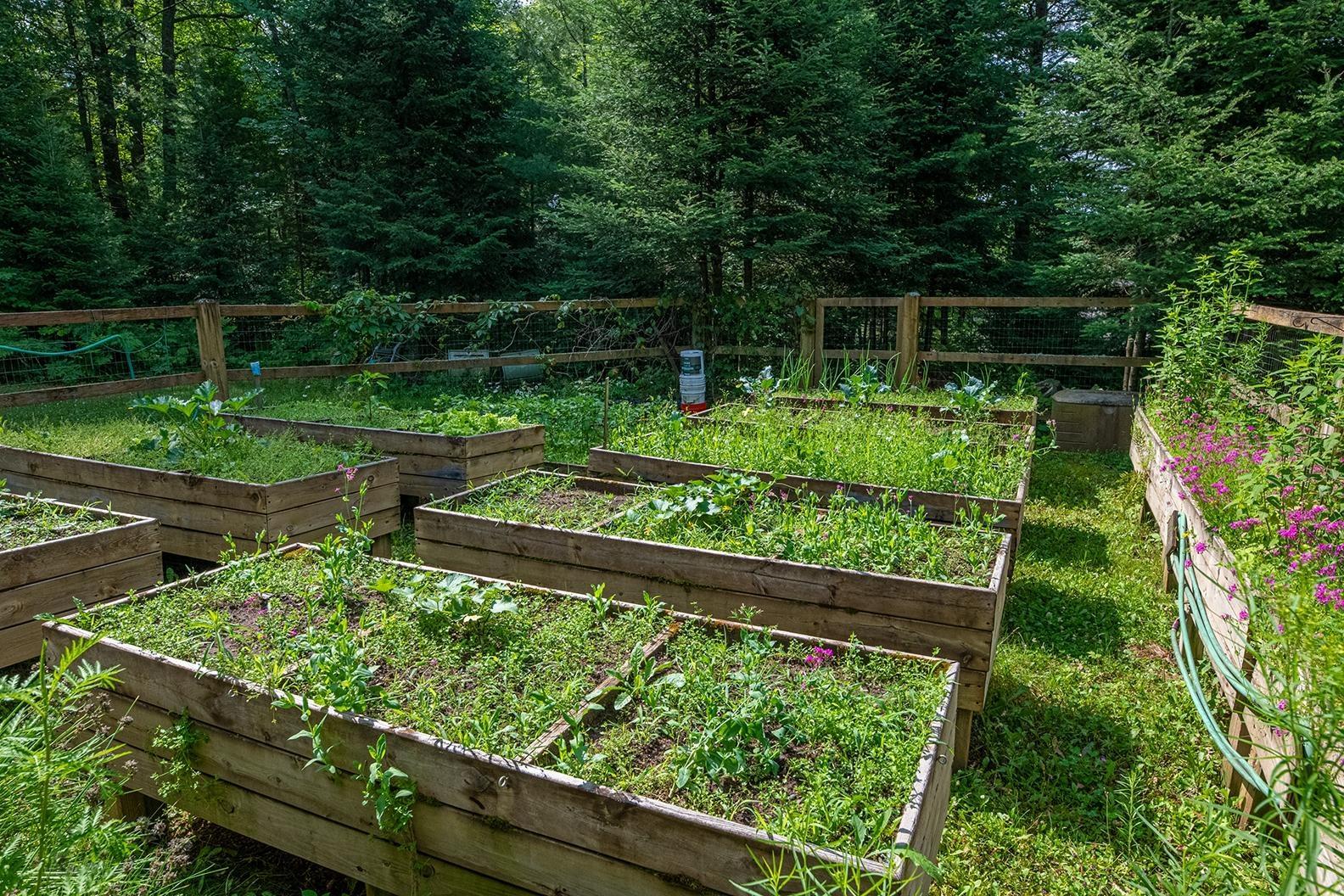 Watersmeet, Michigan, 49969, United States, 4 Bedrooms Bedrooms, ,3 BathroomsBathrooms,Residential,For Sale,1979345