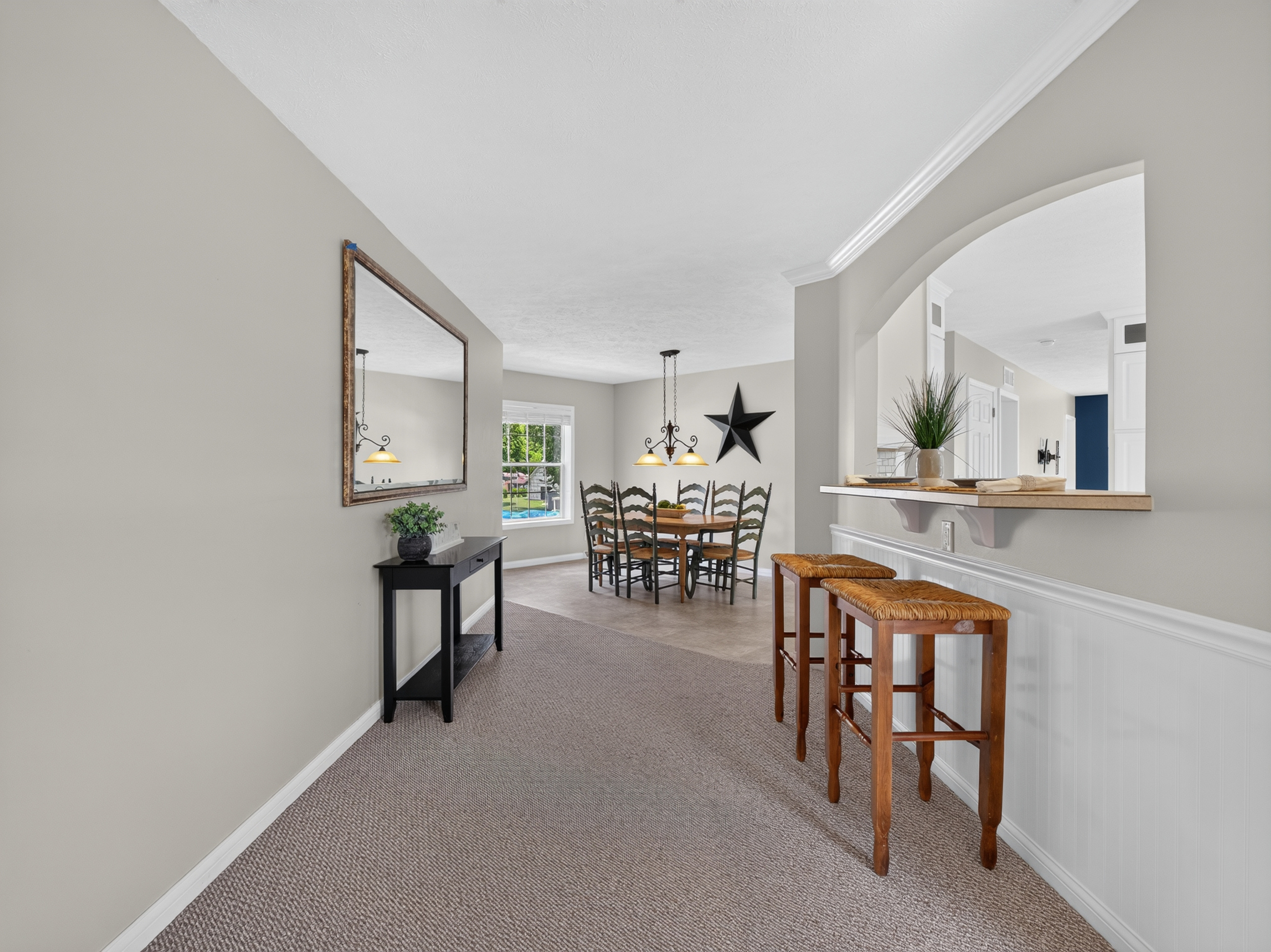  Spacious Channel-Front Home Off Lake Wawasee - 物件實景