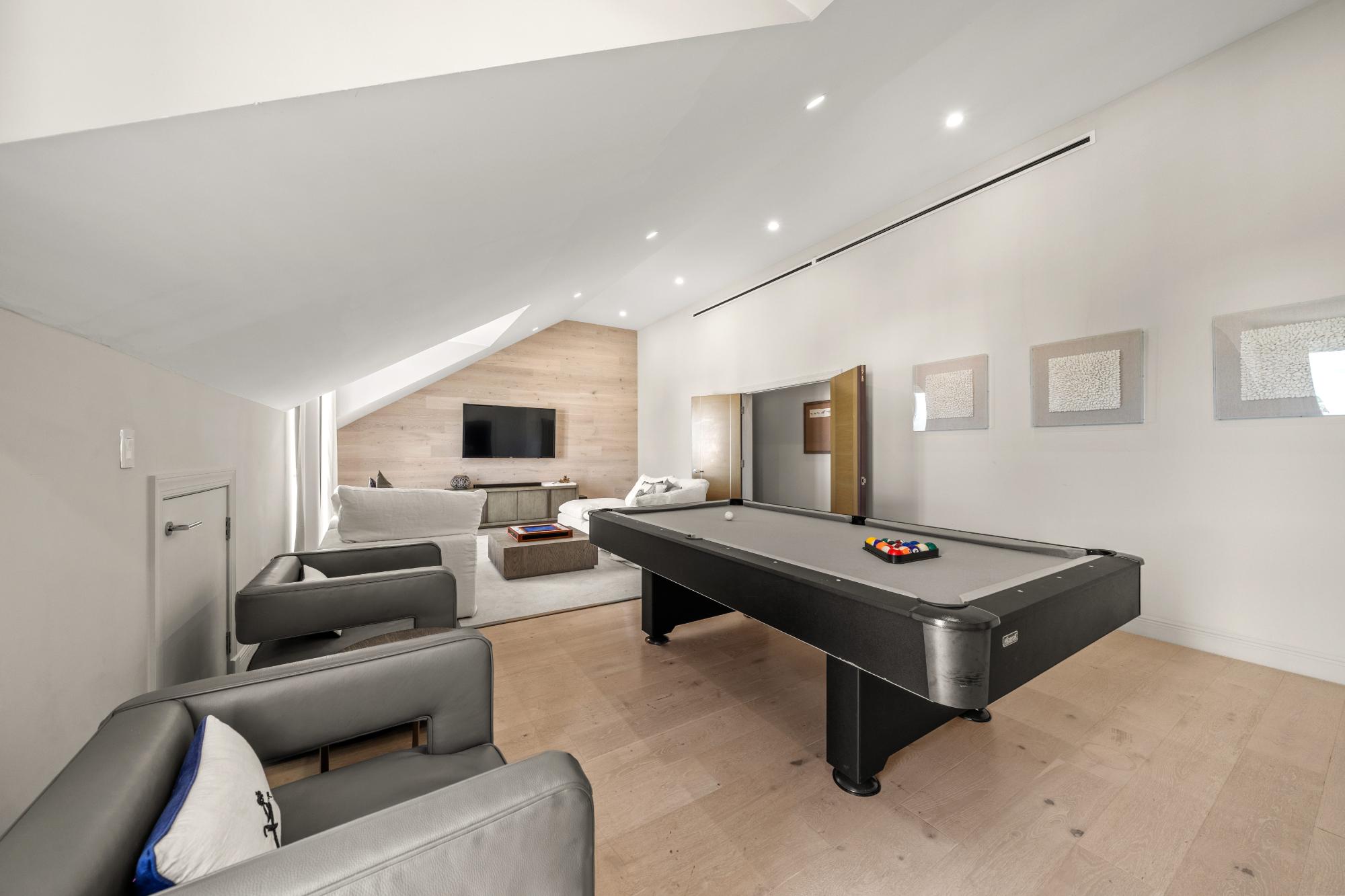 Palm Cay, Nassau / New Providence, New Providence, BS, 5 Bedrooms Bedrooms, ,5 BathroomsBathrooms,Residential,For Sale,1991755