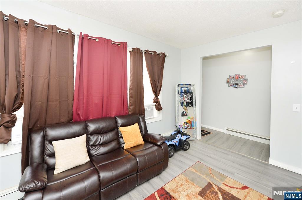Irvington, New Jersey, 07111, United States, 5 Bedrooms Bedrooms, ,3 BathroomsBathrooms,Residential,For Sale,1885475