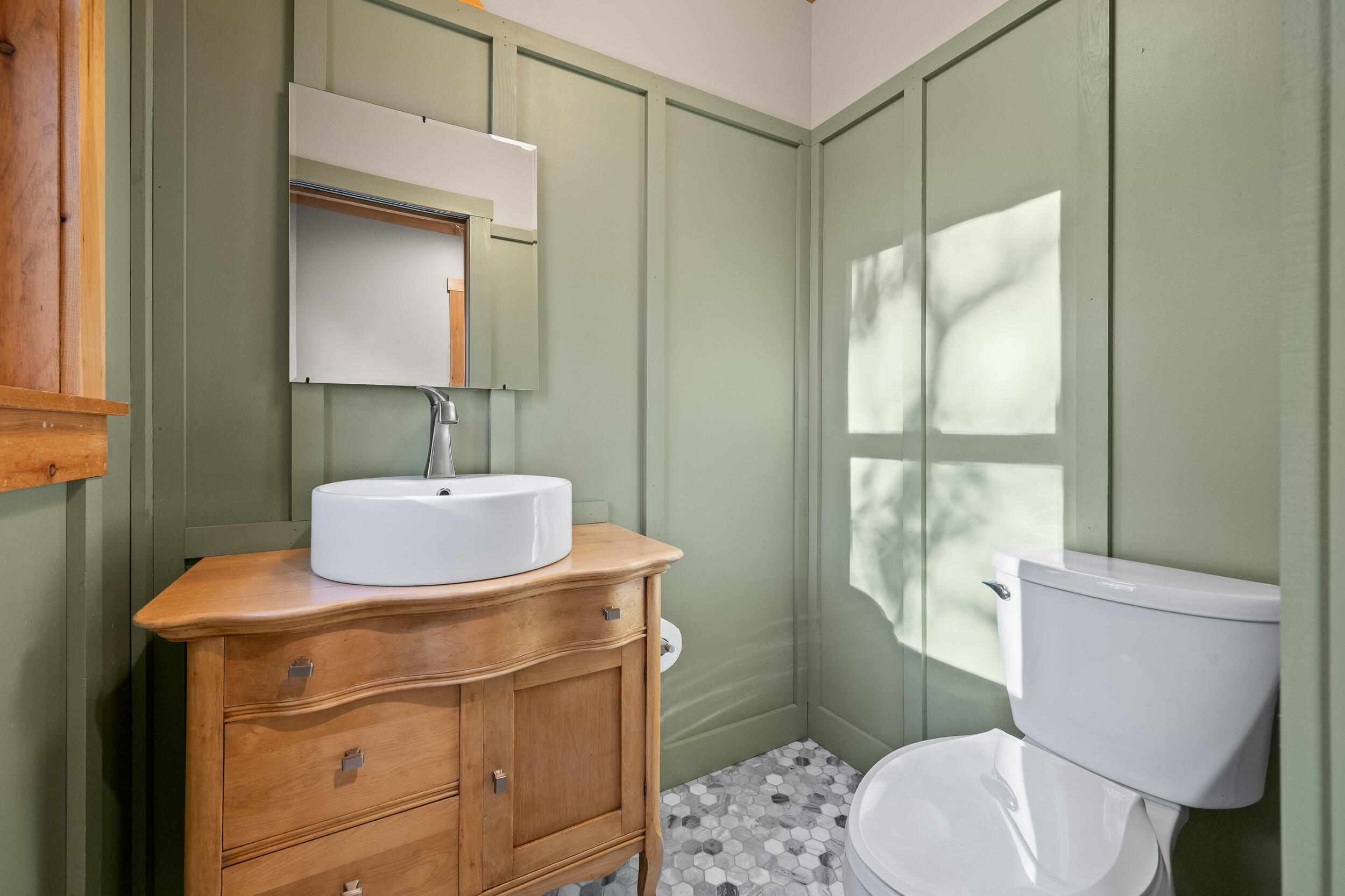 Fryeburg, Maine, 04037, United States, 2 Bedrooms Bedrooms, ,2 BathroomsBathrooms,Residential,For Sale,1988227