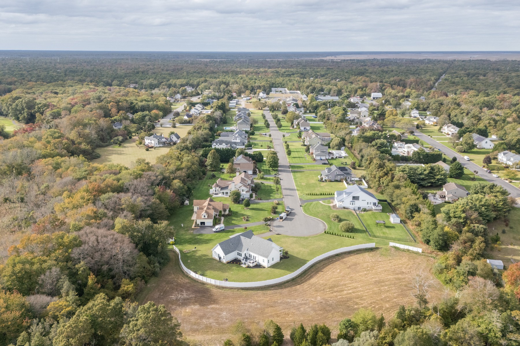  28 Queen Anne Court - 物件實景