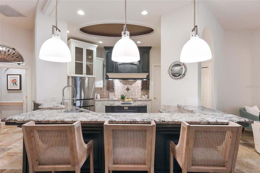 Sarasota, Florida, 34234, United States, 3 Bedrooms Bedrooms, ,3 BathroomsBathrooms,Residential,For Sale,1989538