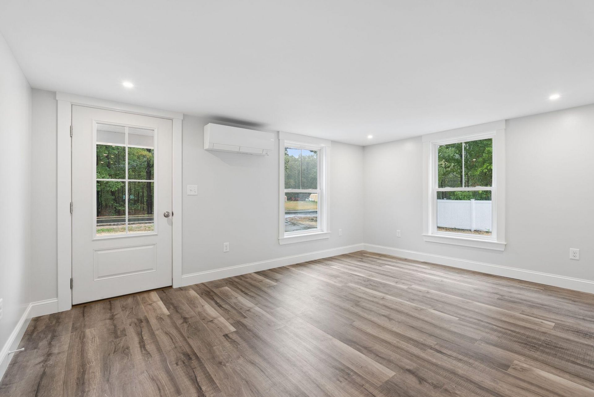 Alfred Rd, Kennebunk, ME 04043