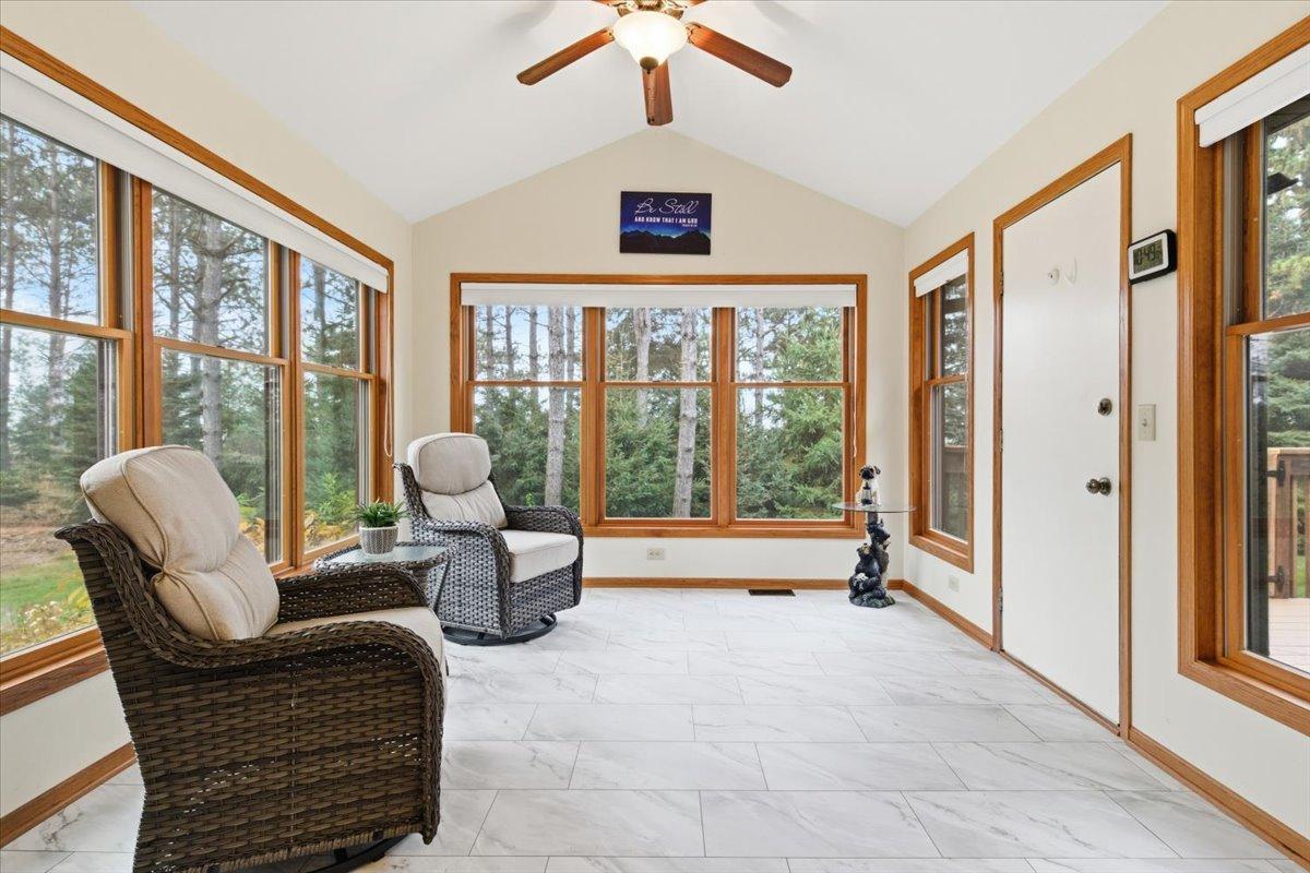 New Richmond, Wisconsin, 54017, United States, 4 Bedrooms Bedrooms, ,1 BathroomBathrooms,Residential,For Sale,1985079