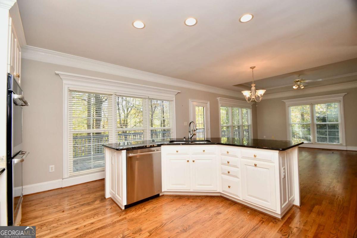 Athens, Georgia, 30607, United States, 5 Bedrooms Bedrooms, ,5 BathroomsBathrooms,Residential,For Sale,1993112