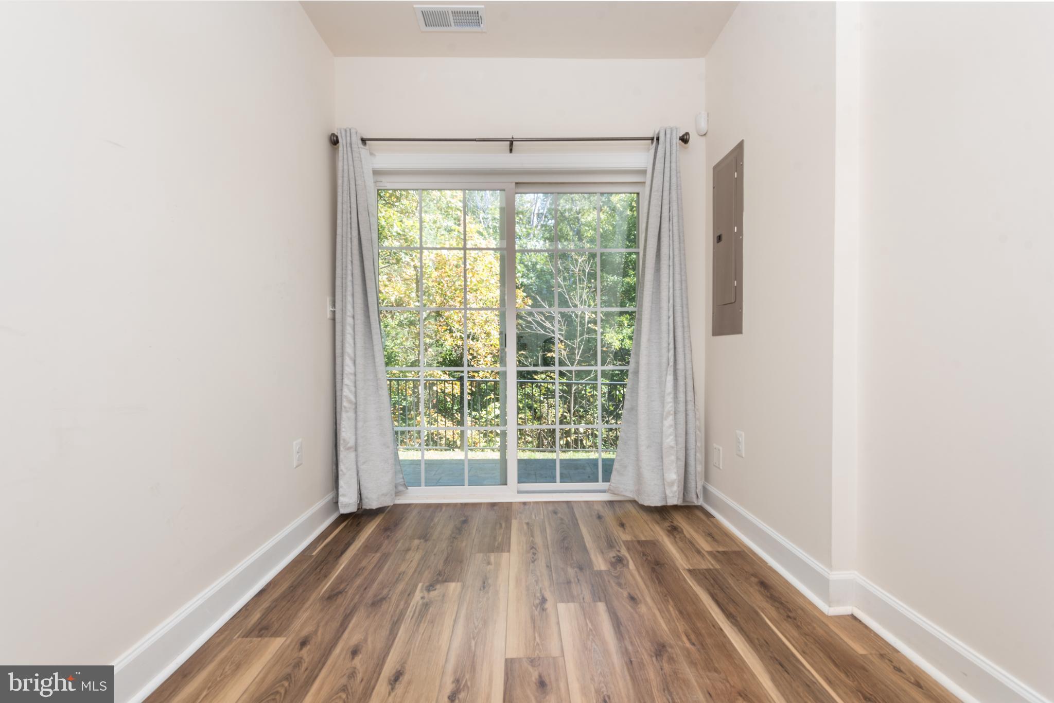 Haymarket, Virginia, 20169, United States, 4 Bedrooms Bedrooms, ,4 BathroomsBathrooms,Residential,For Sale,1980025