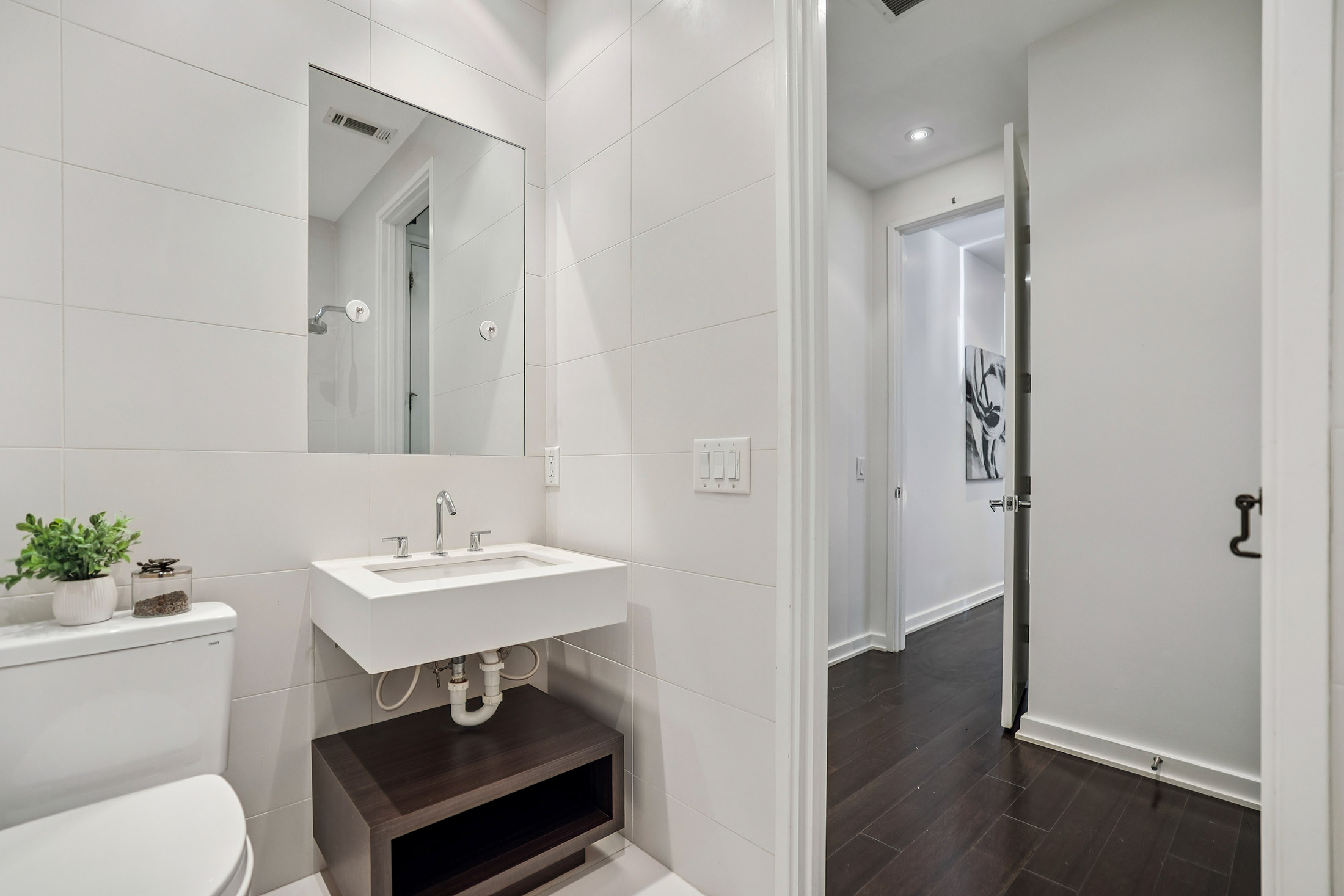  Elegant Brownstone-style Townhome in Gated Community in the Heart of Brookhaven - 物件實景