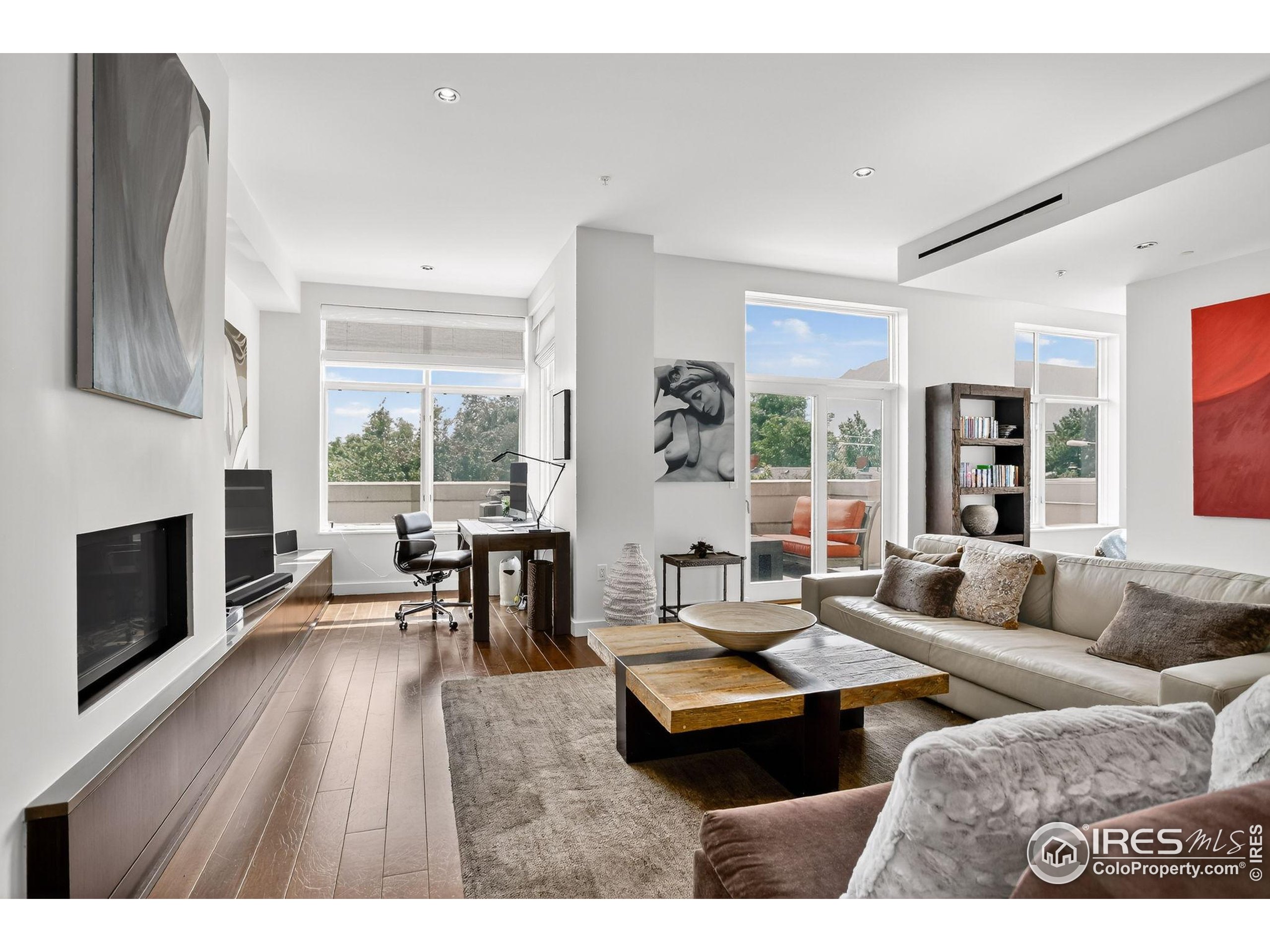 Boulder, Colorado, 80302, United States, 1 Bedroom Bedrooms, ,2 BathroomsBathrooms,Residential,For Sale,1942298