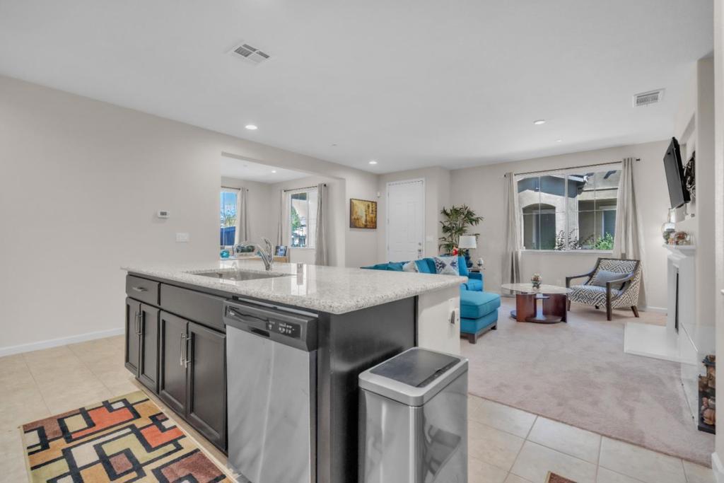 Fairfield, California, 94533, United States, 4 Bedrooms Bedrooms, ,3 BathroomsBathrooms,Residential,For Sale,2033917