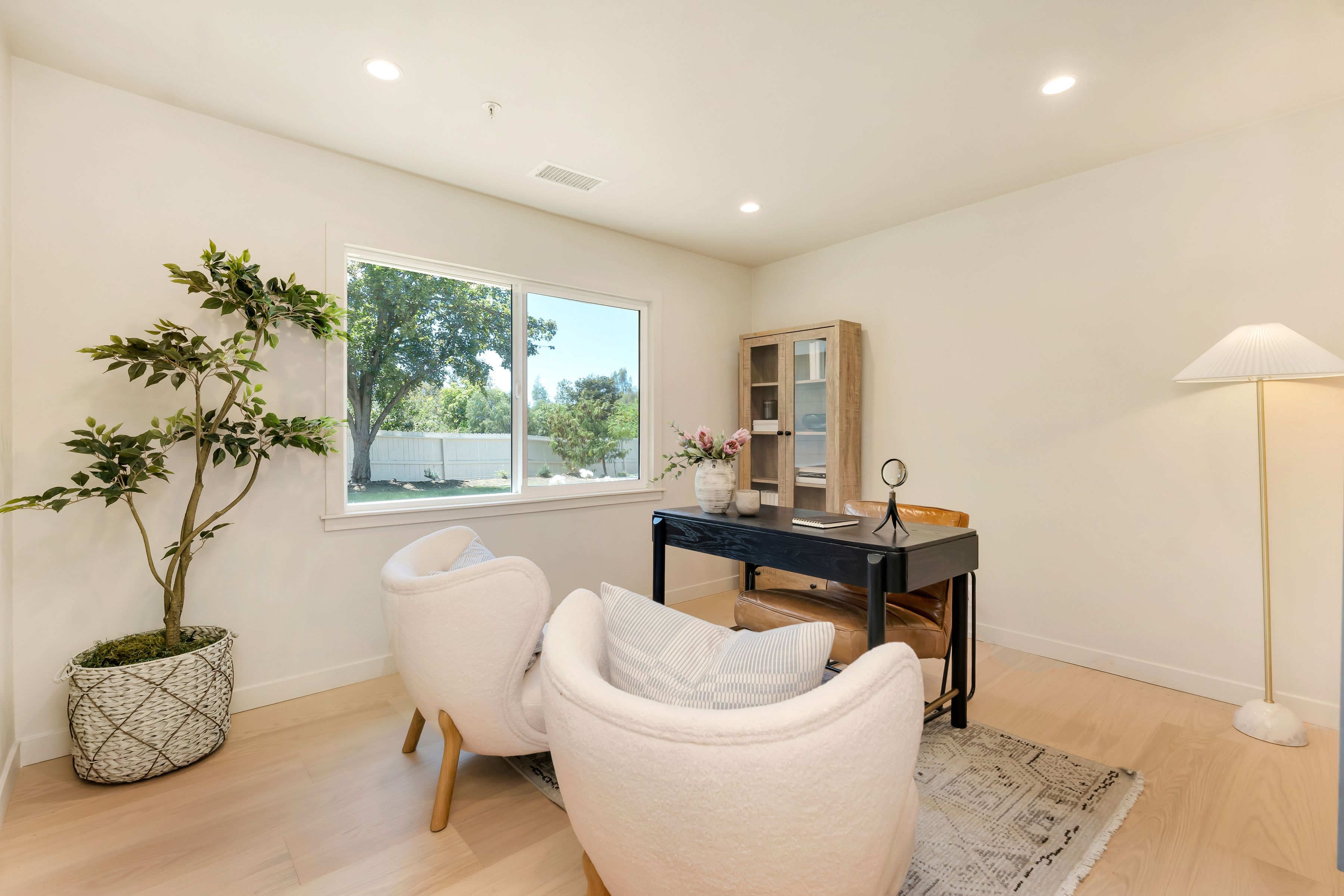  5354 Lewis Road, Agoura Hills - 物件實景