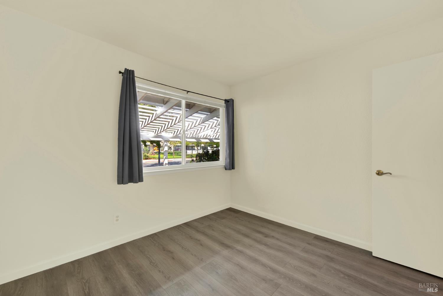 Napa, California, 94558, United States, 3 Bedrooms Bedrooms, ,2 BathroomsBathrooms,Residential,For Sale,1939926
