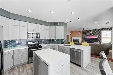 Buena Park, California, 90620, United States, 5 Bedrooms Bedrooms, ,3 BathroomsBathrooms,Residential,For Sale,1981151