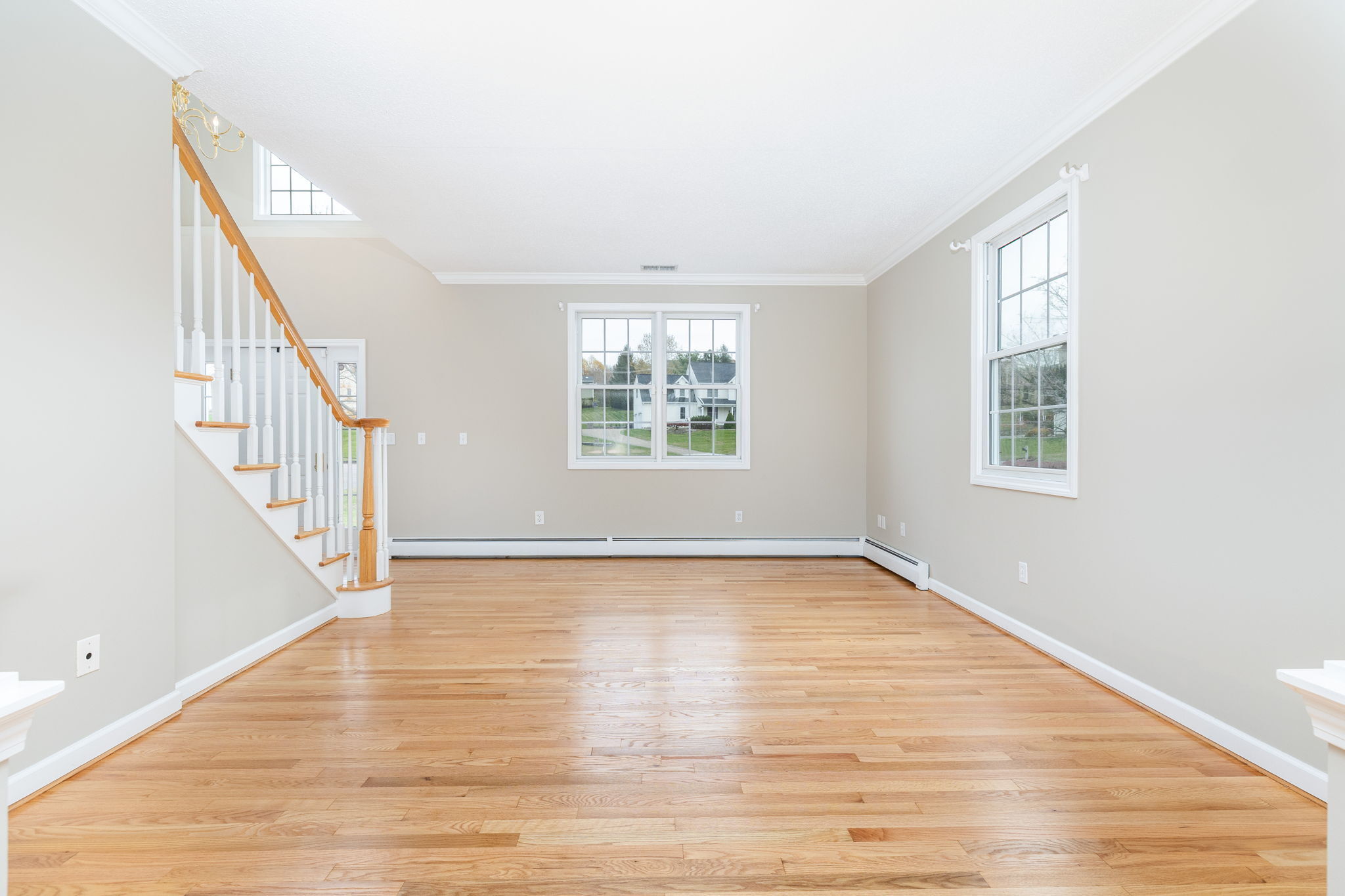 Rocky Hill, Connecticut, 06067, United States, 4 Bedrooms Bedrooms, ,3 BathroomsBathrooms,Residential,For Sale,1991962