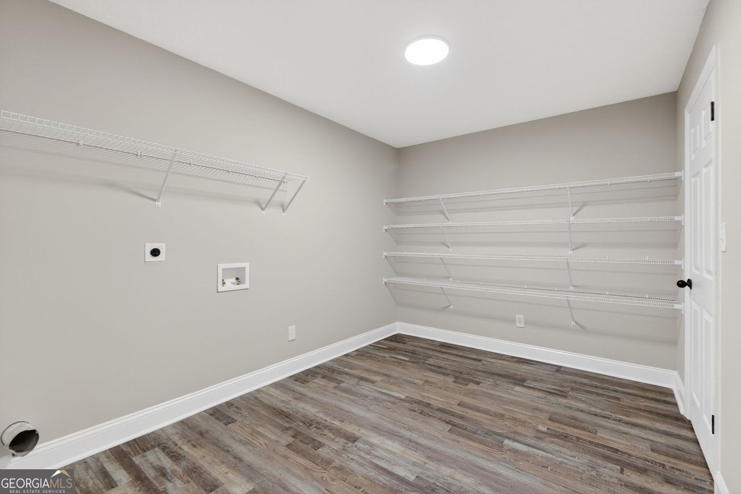 Fayetteville, Georgia, 30215, United States, 4 Bedrooms Bedrooms, ,2 BathroomsBathrooms,Residential,For Sale,2013140