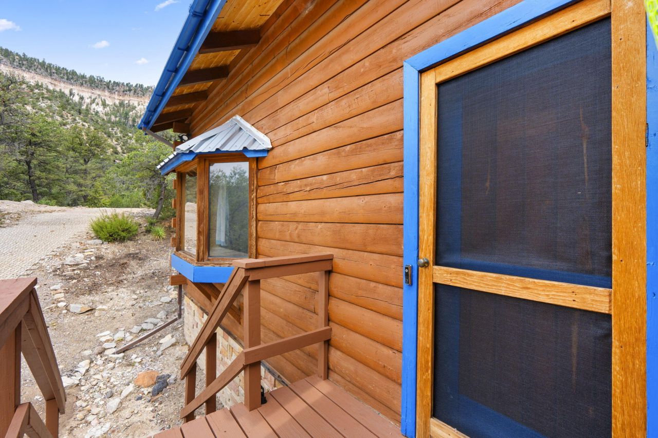 Jemez Springs, New Mexico, 87025, United States, 3 Bedrooms Bedrooms, ,2 BathroomsBathrooms,Residential,For Sale,1903499