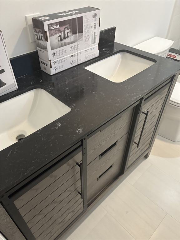 Groveland, Massachusetts, 01834, United States, 4 Bedrooms Bedrooms, ,4 BathroomsBathrooms,Residential,For Sale,1989595