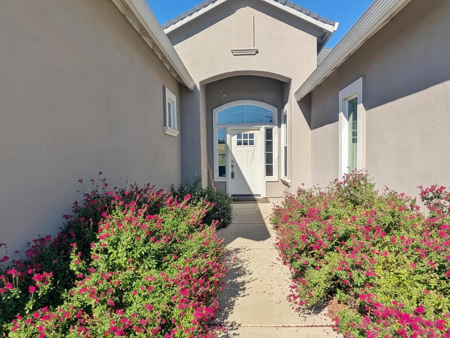 Valley Springs, California, 95252, United States, 3 Bedrooms Bedrooms, ,2 BathroomsBathrooms,Residential,For Sale,1979713