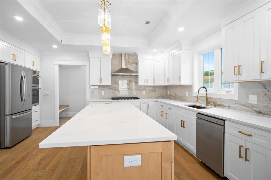 Attleboro, Massachusetts, 02703, United States, 4 Bedrooms Bedrooms, ,3 BathroomsBathrooms,Residential,For Sale,1905664